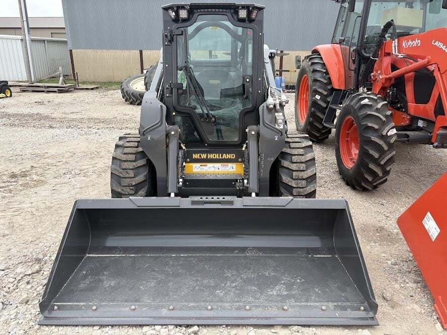 2026 New Holland L328 Skid Steer