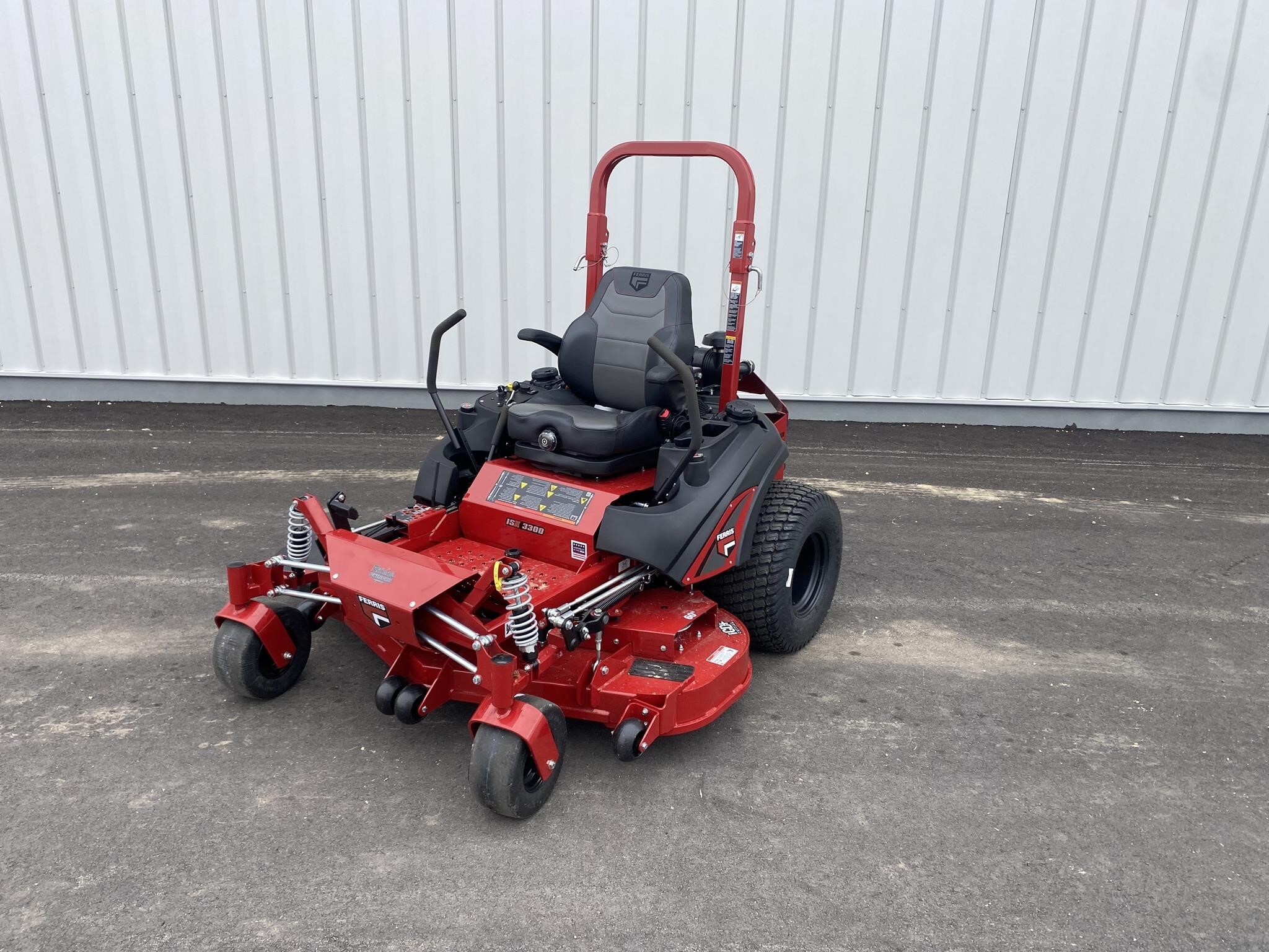 2026 Ferris ISX3300BVE4060SS Lawn Mower