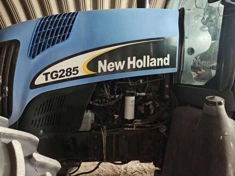 2005 New Holland TG285 Tractor