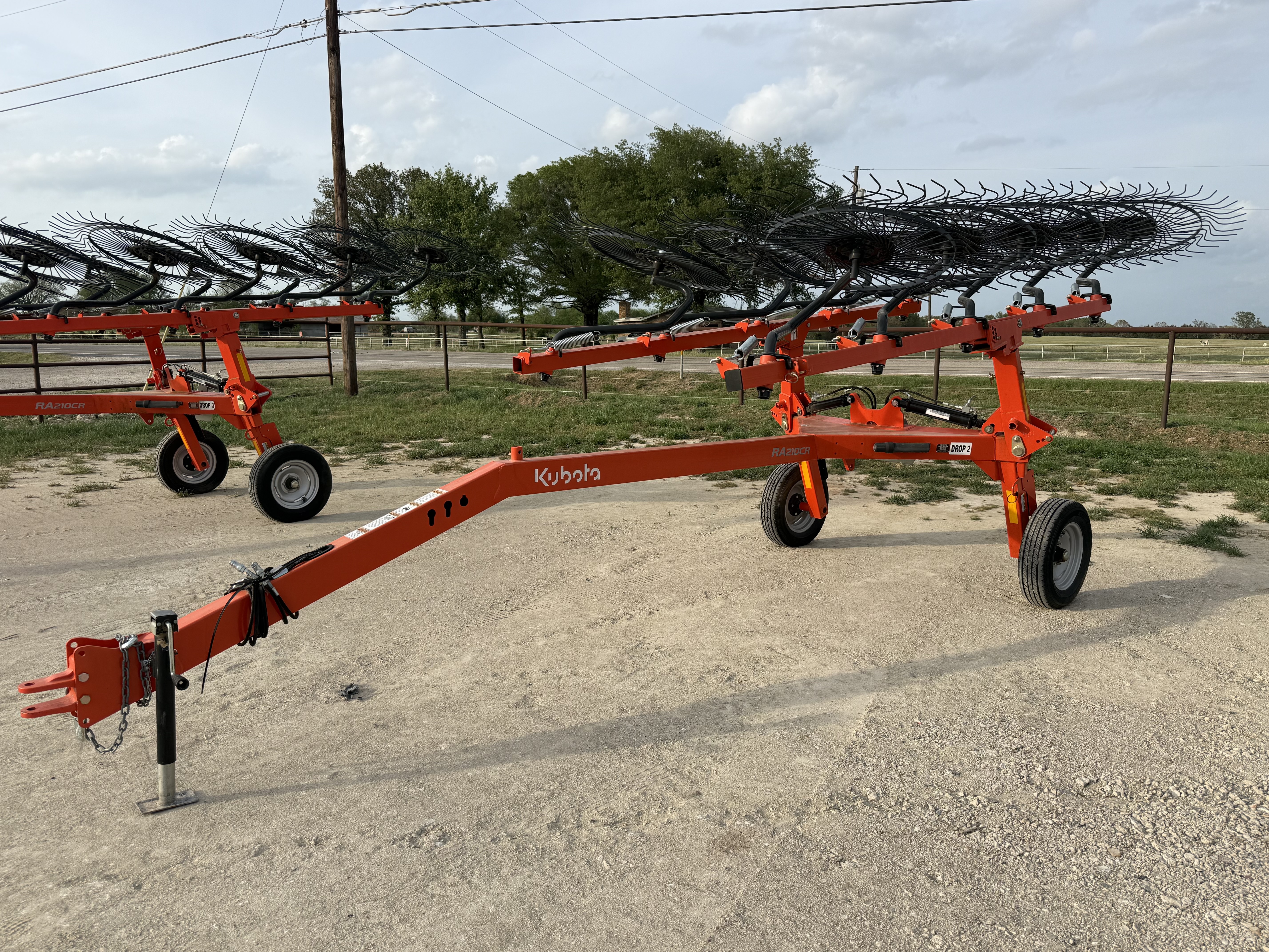  Kubota RA210CR Rake