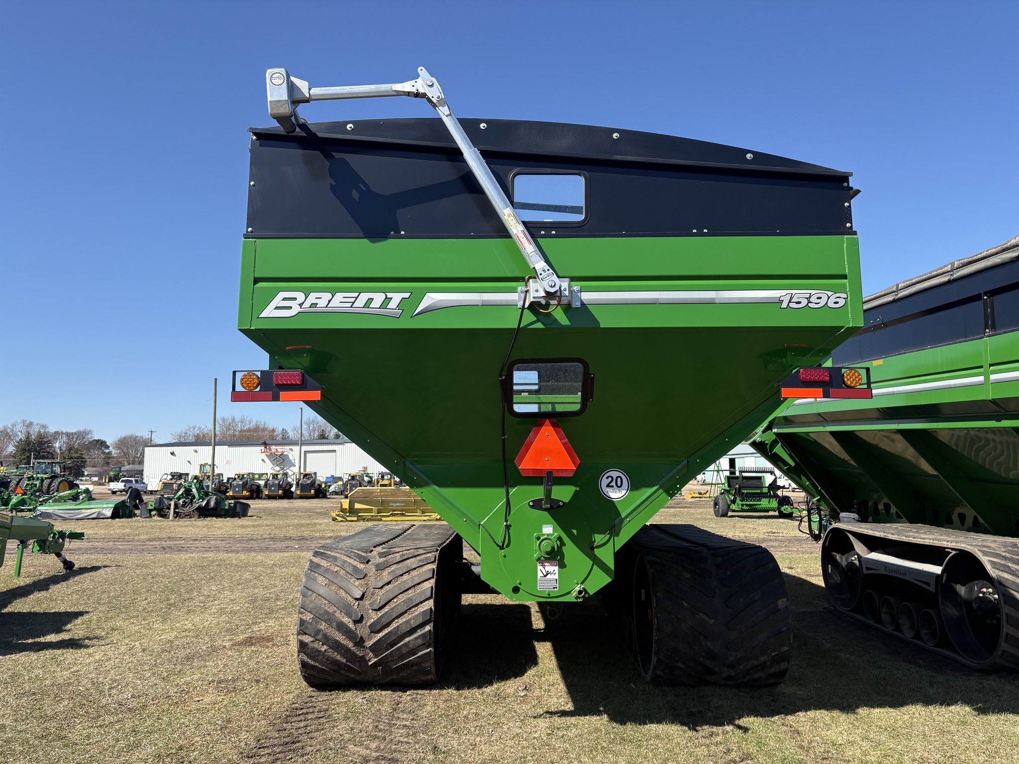2021 Brent 1596 Grain Cart