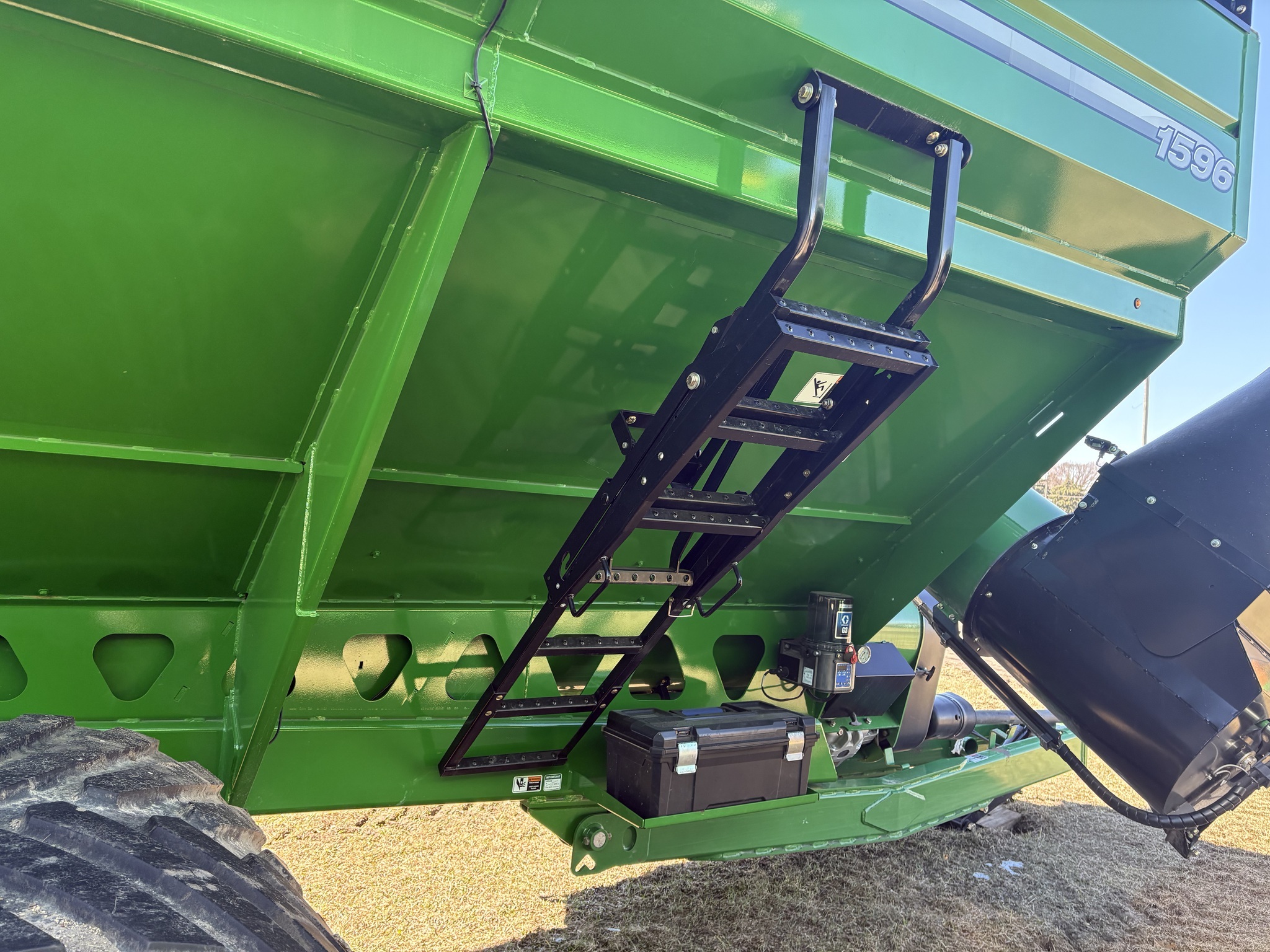 2021 Brent 1596 Grain Cart