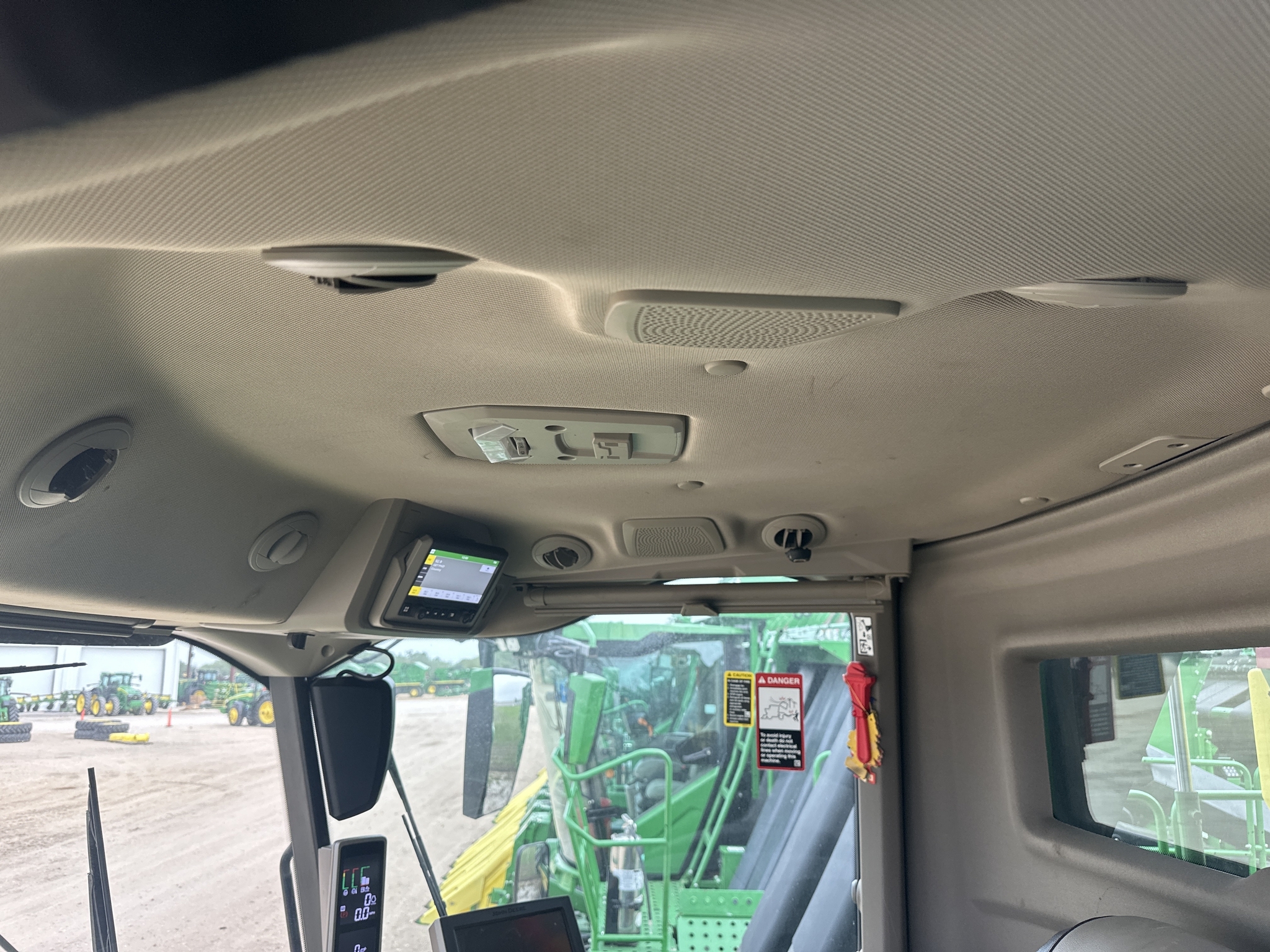 2023 John Deere CP770 Cotton Equipment