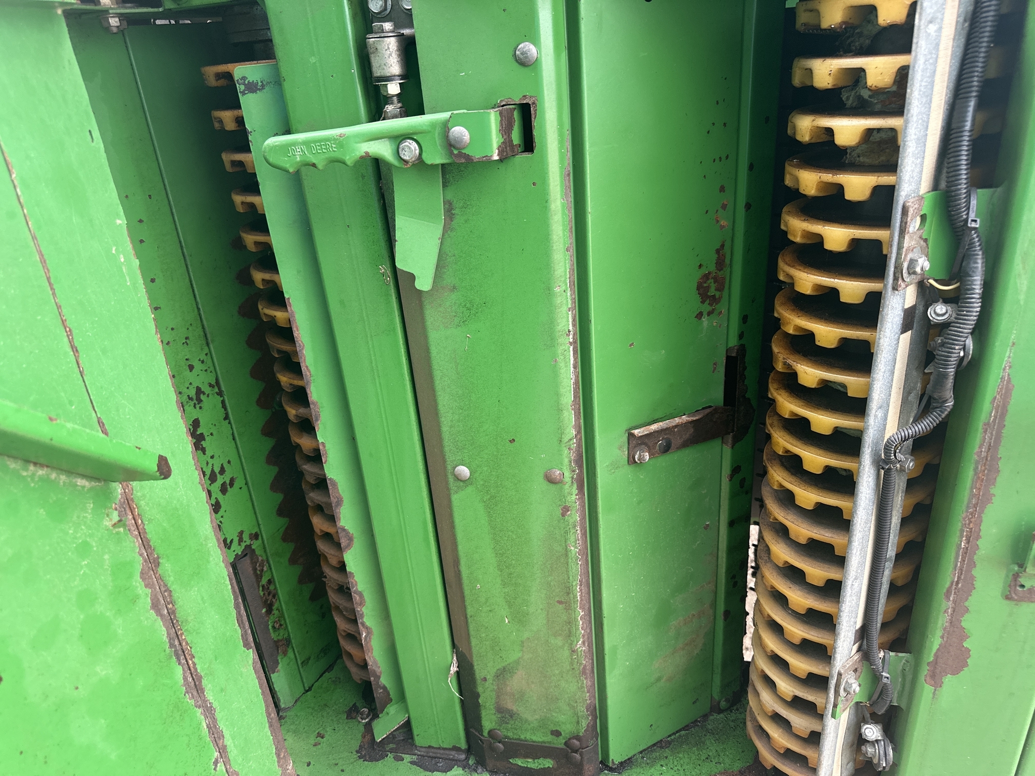 2023 John Deere CP770 Cotton Equipment