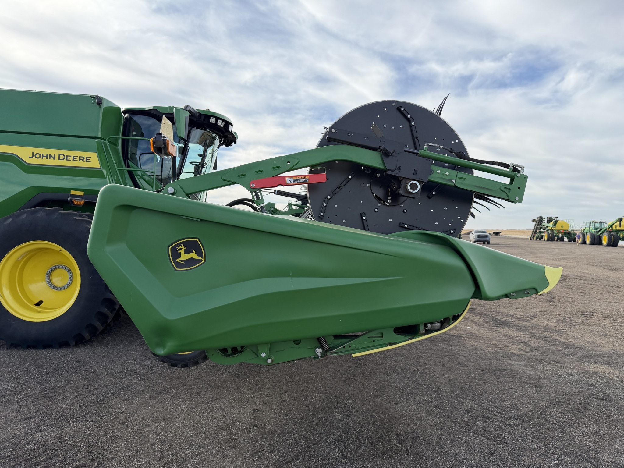 2024 John Deere HD40F Platform