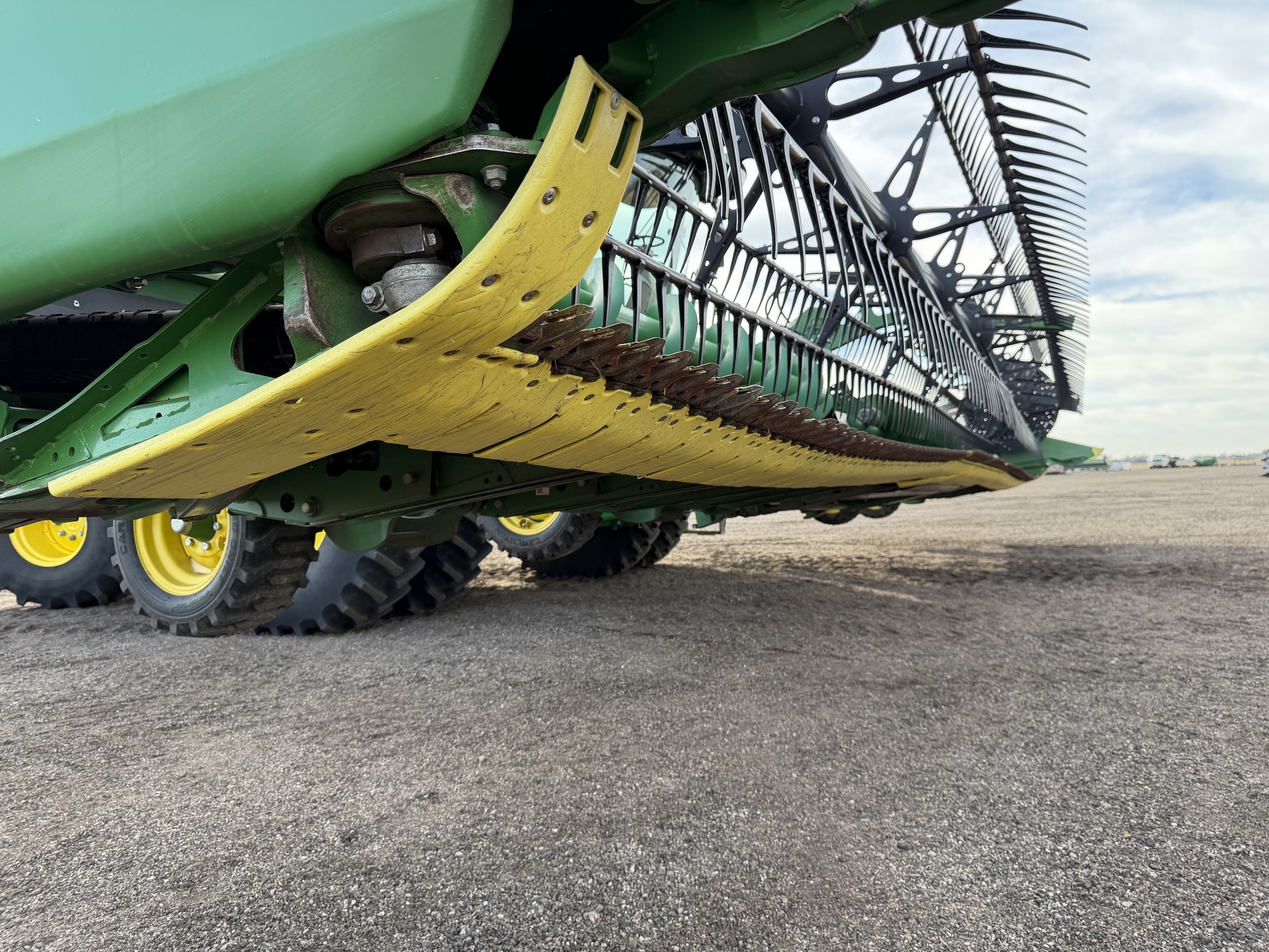 2024 John Deere HD40F Platform