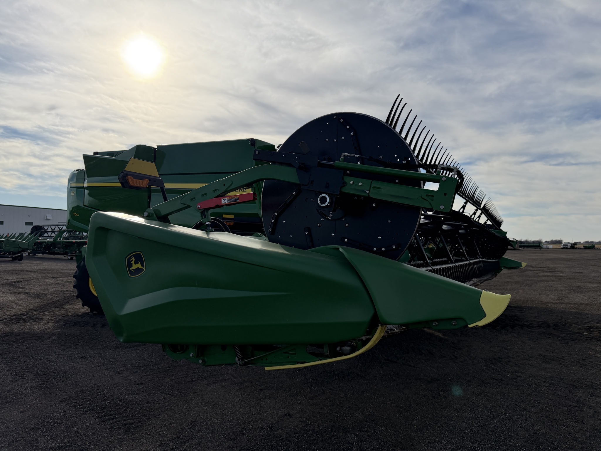 2024 John Deere HD40F Platform