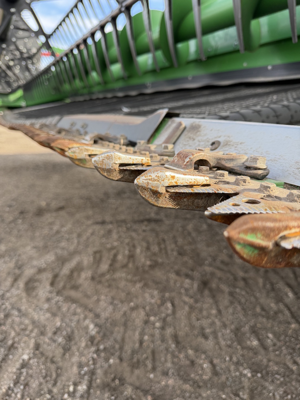 2024 John Deere HD40F Platform