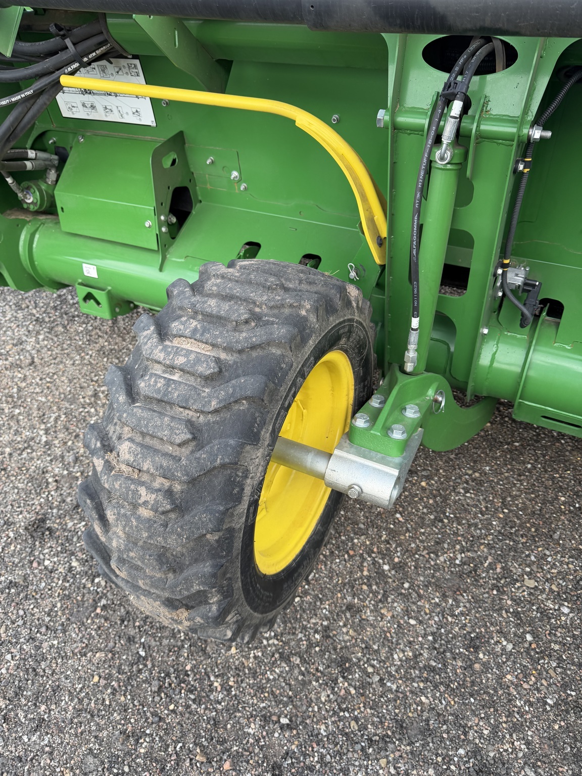 2024 John Deere HD40F Platform