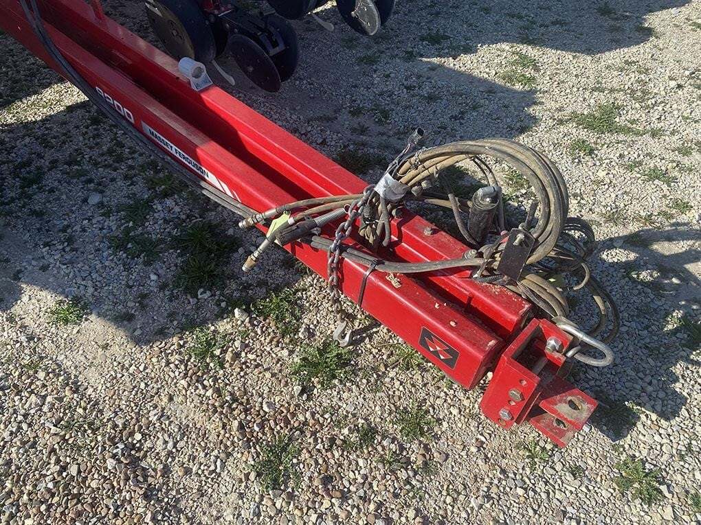 2012 White 8222 Planter