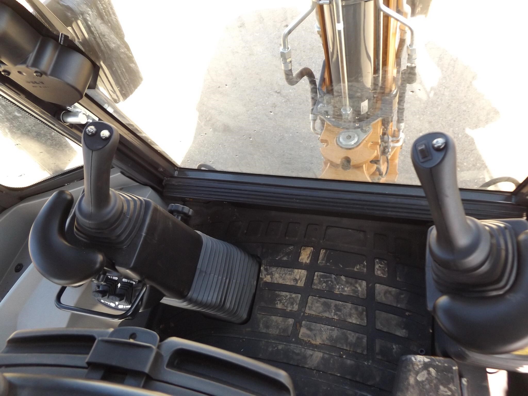 2022 Case 580SV Backhoe