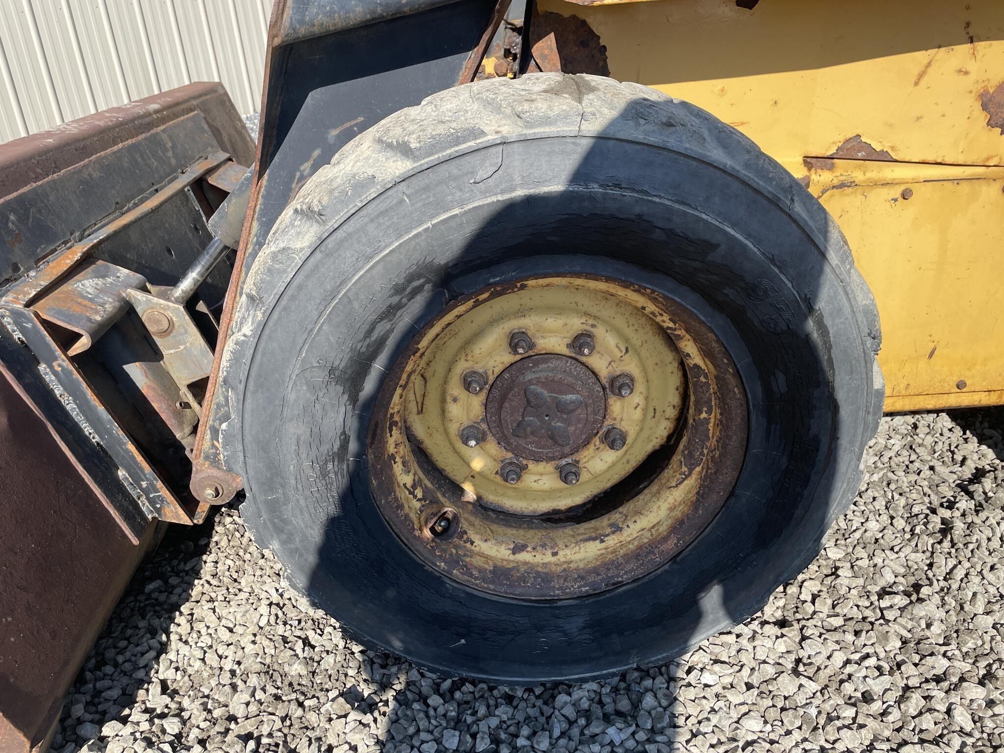 1999 New Holland L865 Miscellaneous