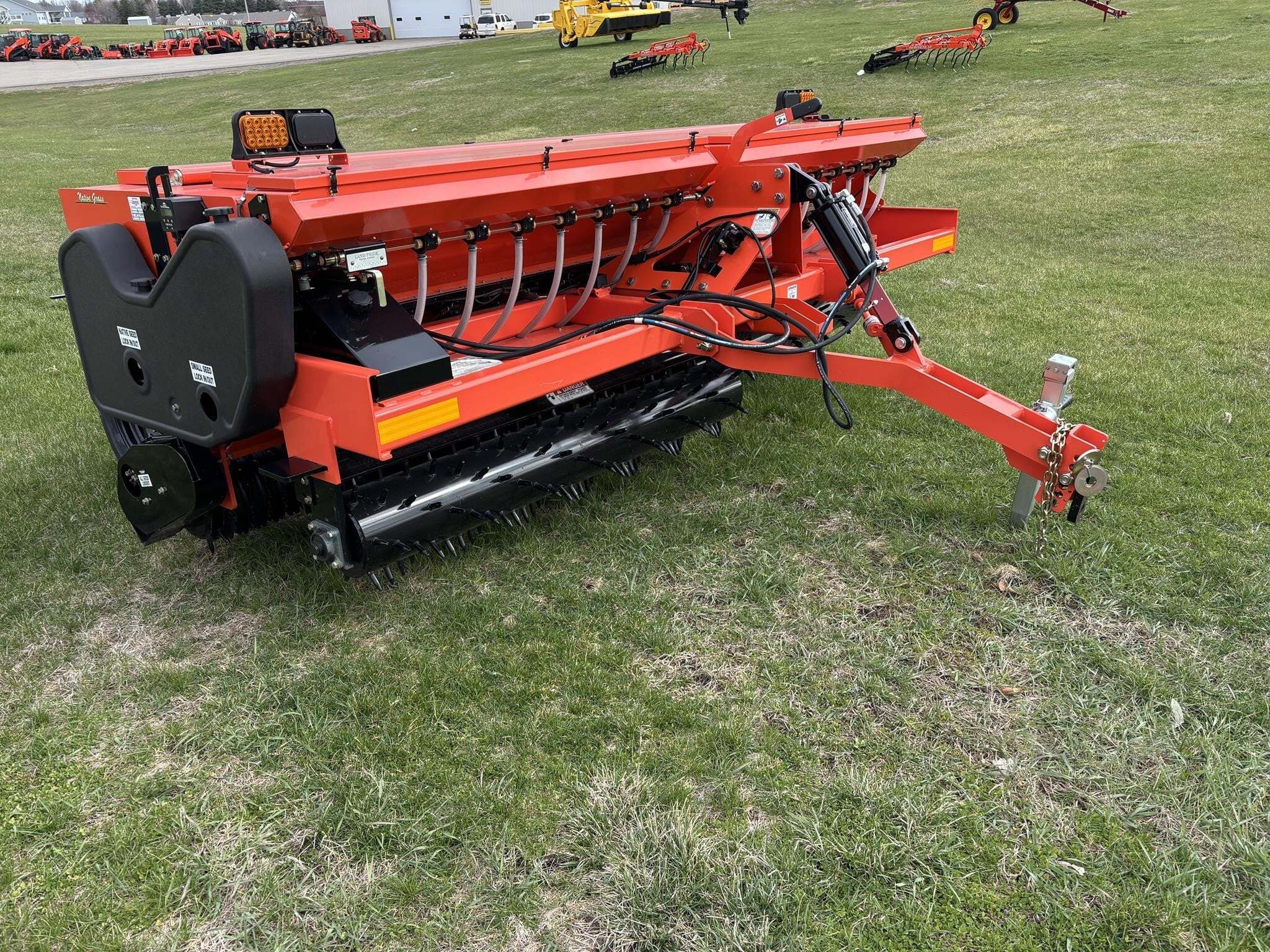  Land Pride MPS2611 Drill