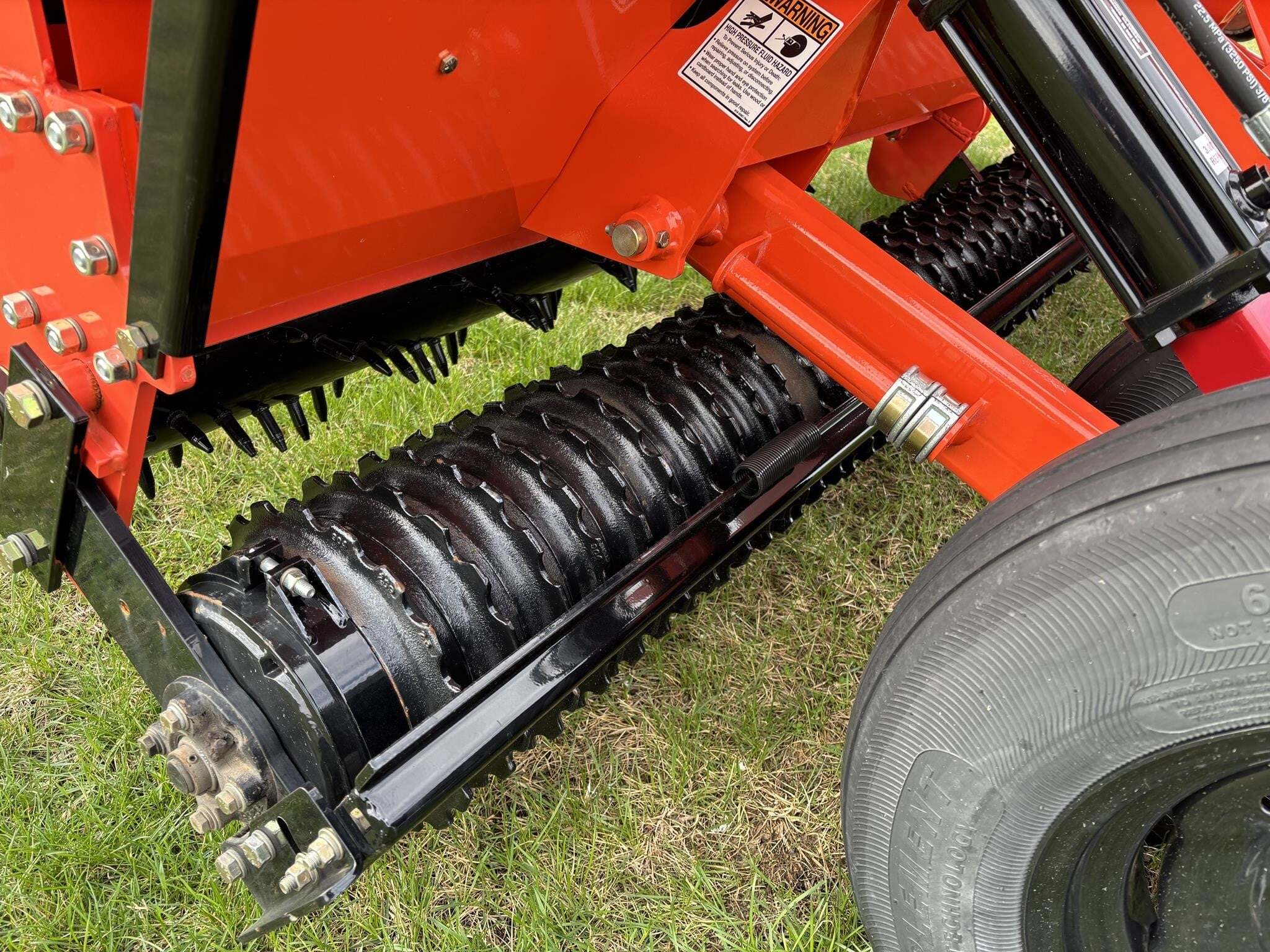  Land Pride MPS2611 Drill