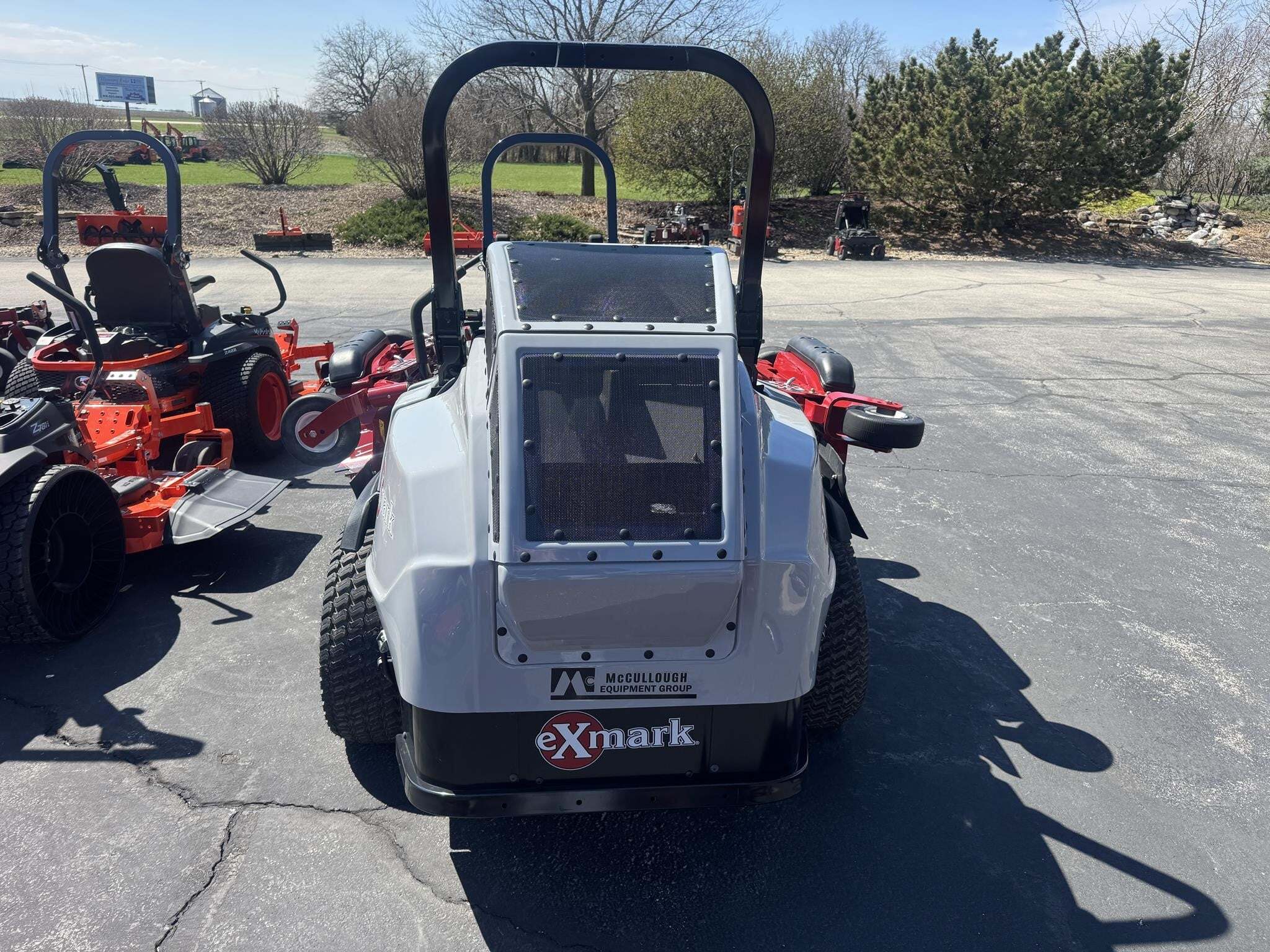  Exmark LZS88CDYM96RW0 Lawn Mower