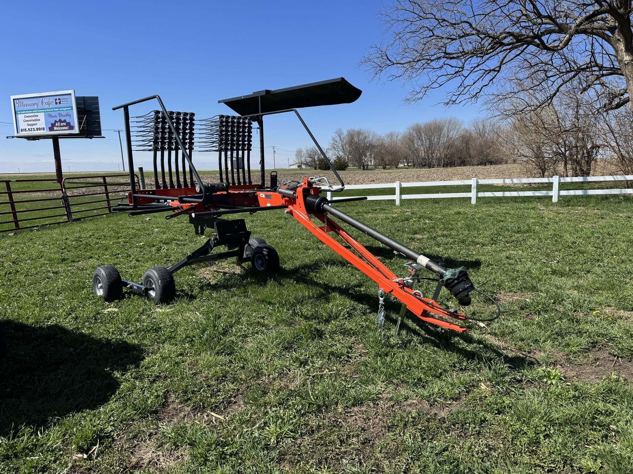  Kubota RA1047T Rake