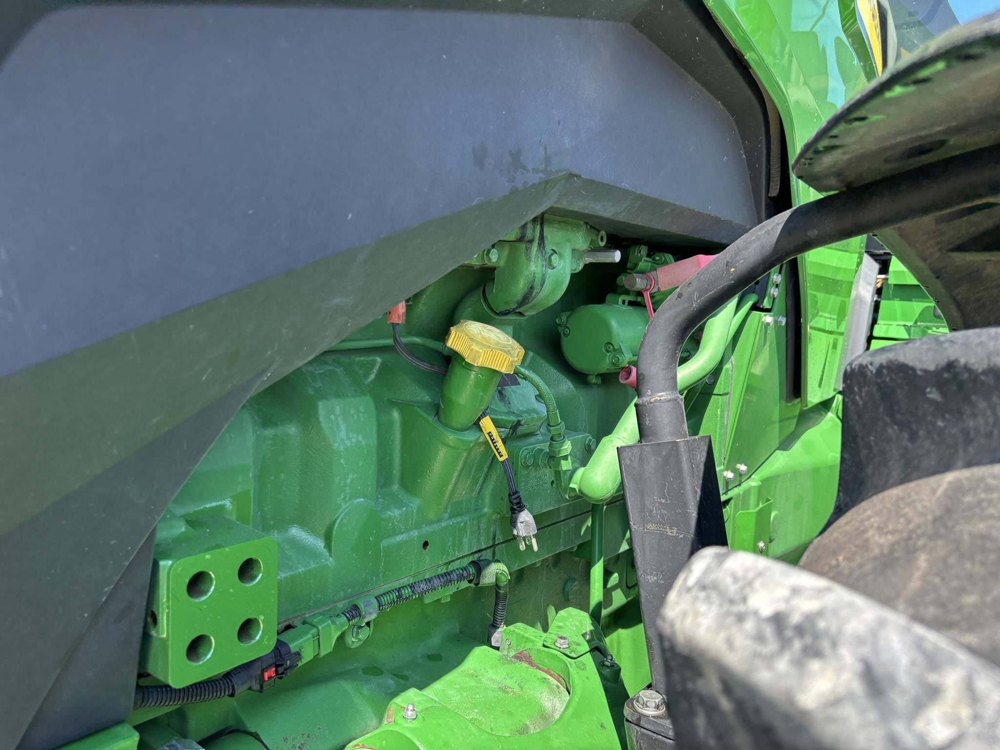 2020 John Deere 8R 410 Tractor