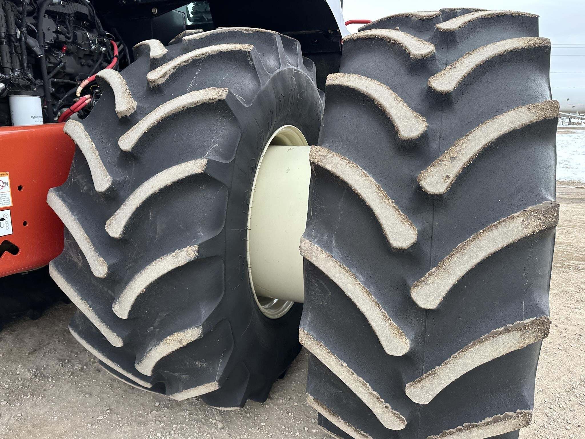 2015 Versatile 375 Tractor