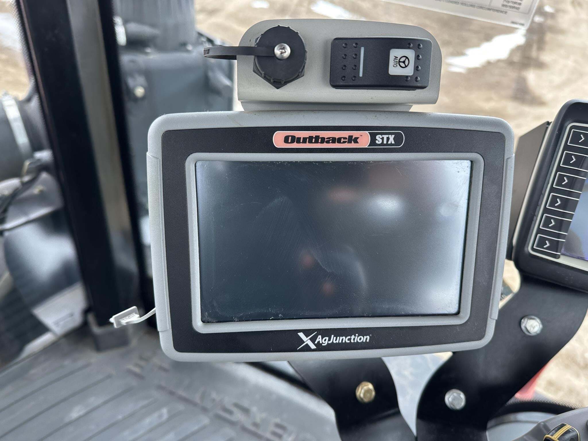 2015 Versatile 375 Tractor
