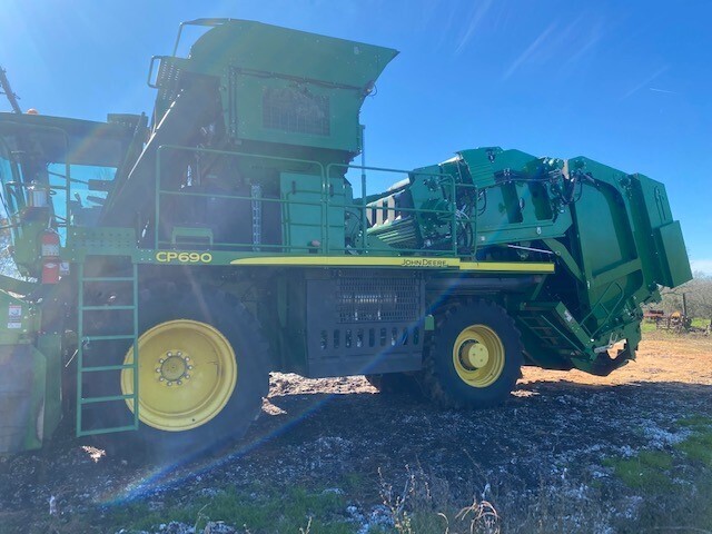 2018 John Deere CP690 Cotton Equipment