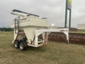 2000 Friesen 220 Seed Tender