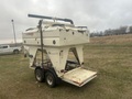 2000 Friesen 220 Seed Tender