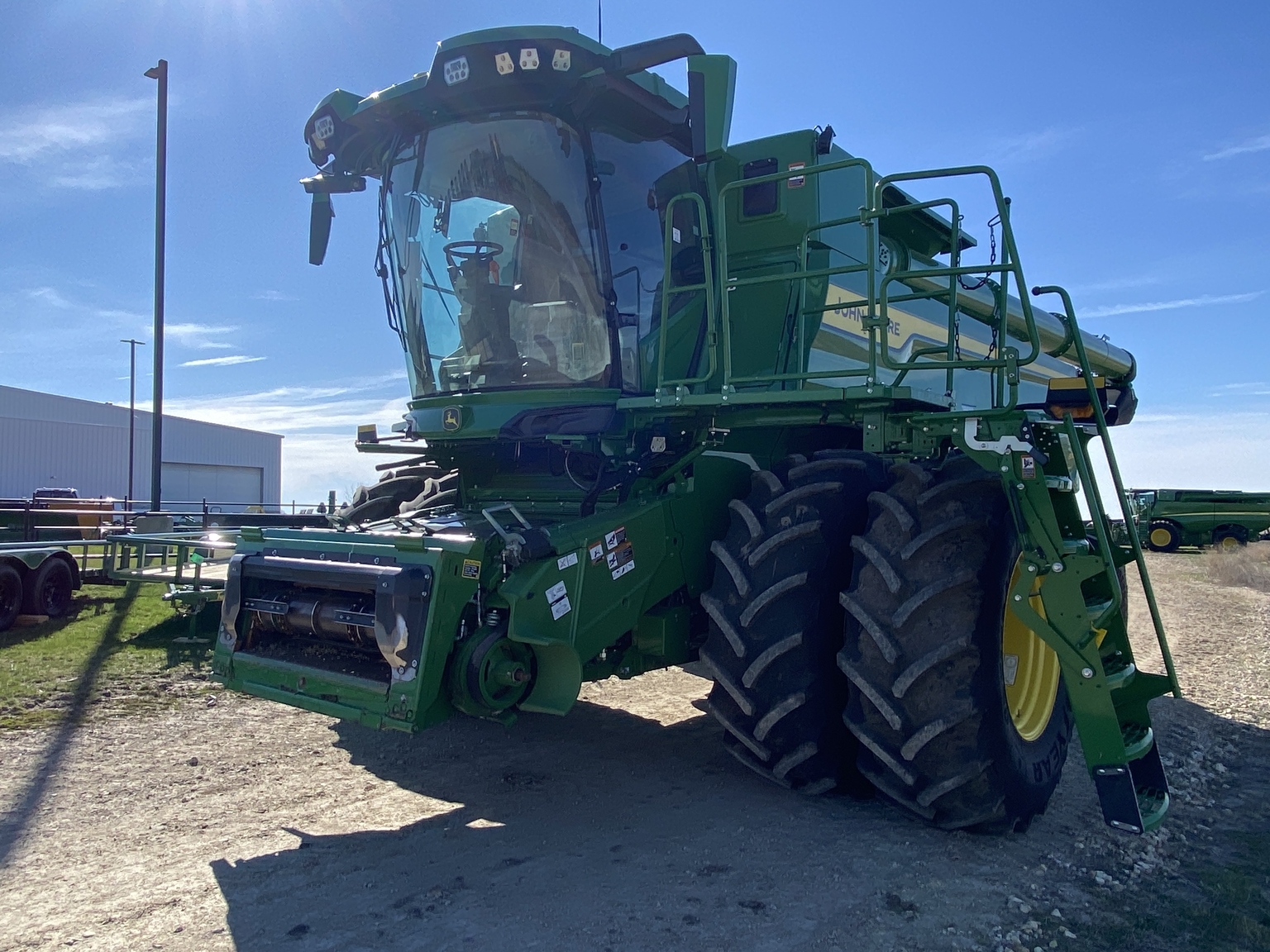 2025 John Deere S7 800 Combine