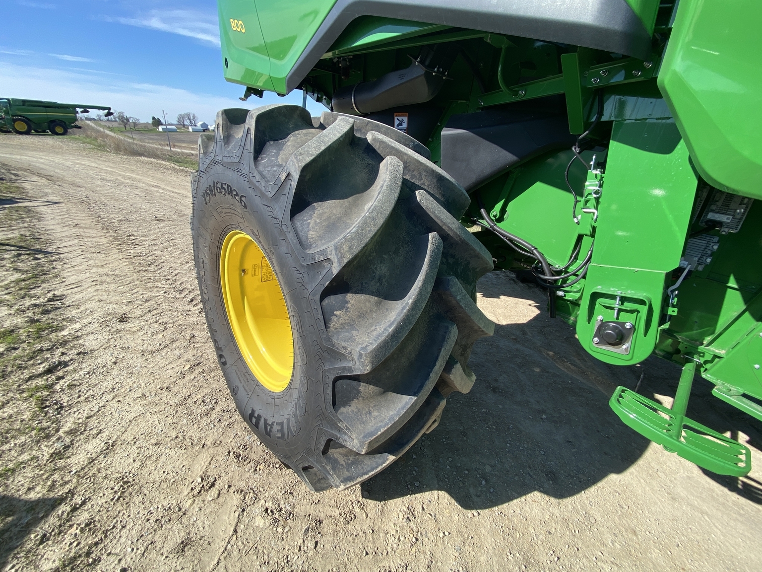 2025 John Deere S7 800 Combine