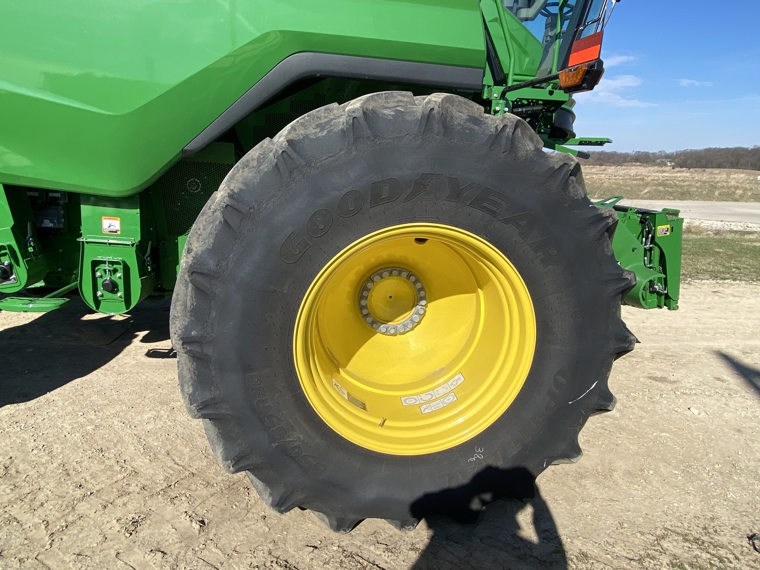 2025 John Deere S7 800 Combine