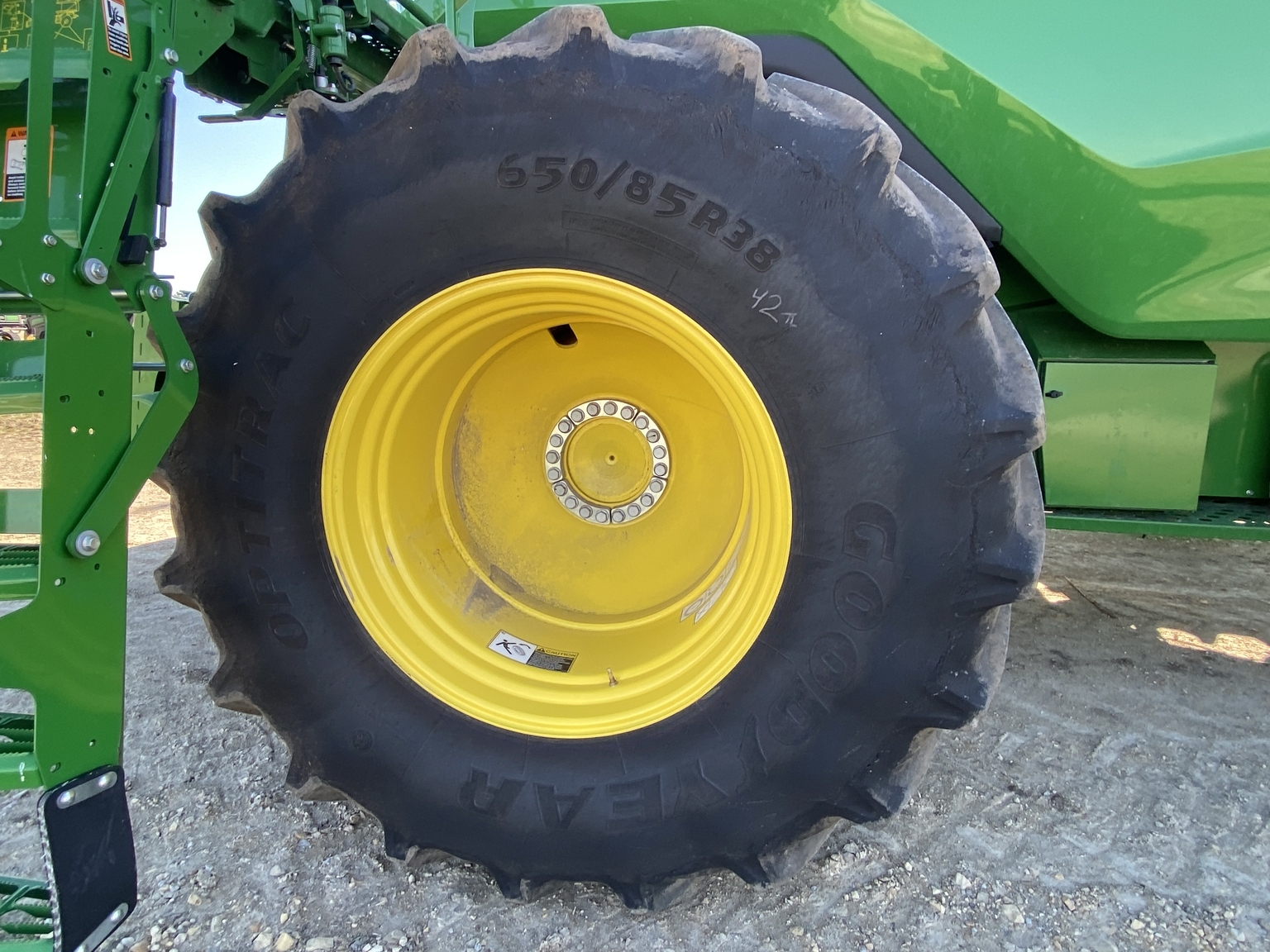 2025 John Deere S7 800 Combine