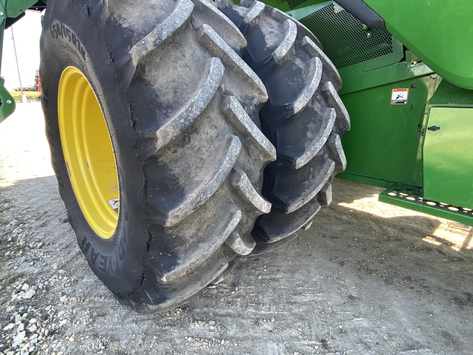 2025 John Deere S7 800 Combine