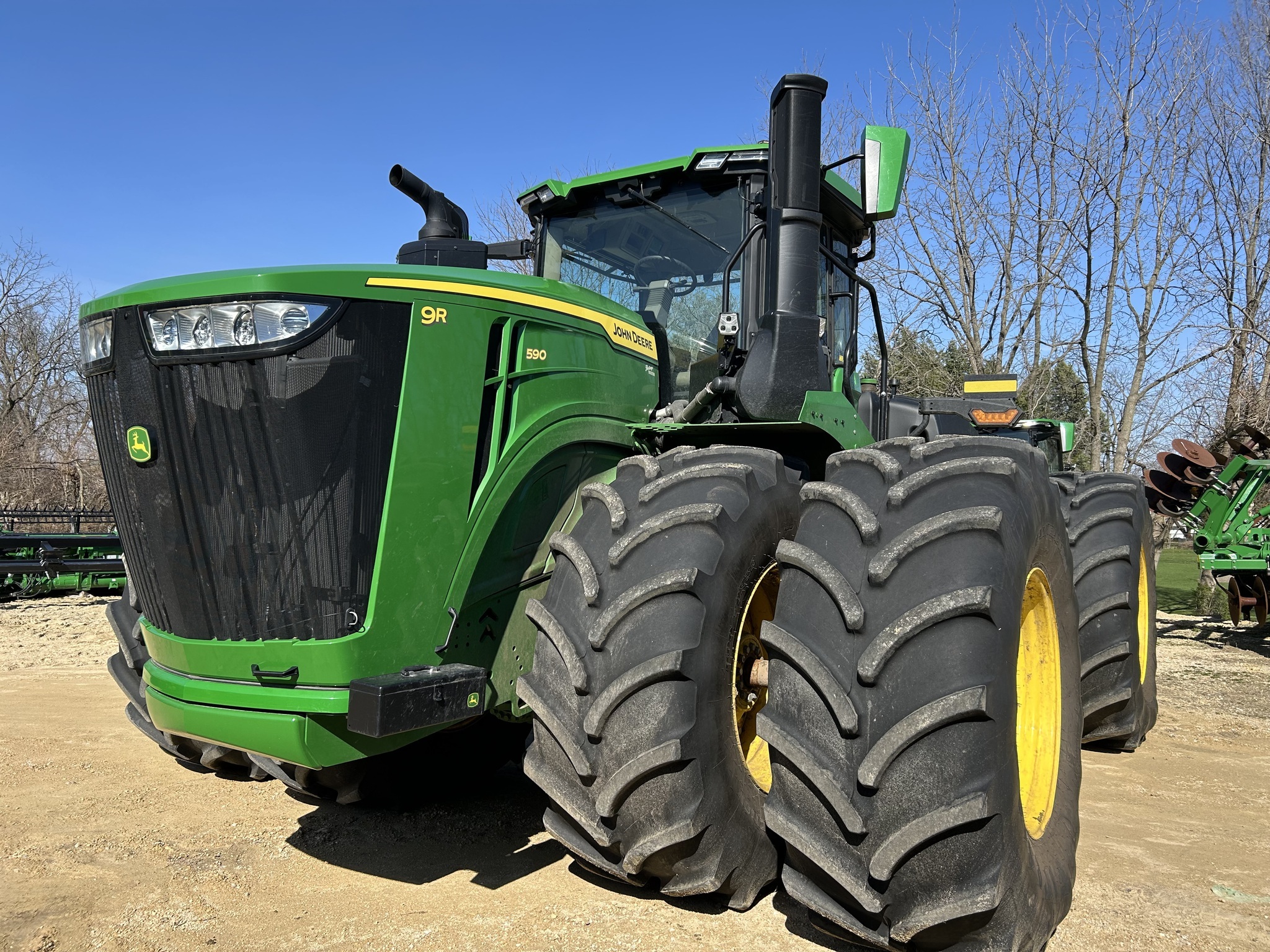 2025 John Deere 9R 590 Tractor