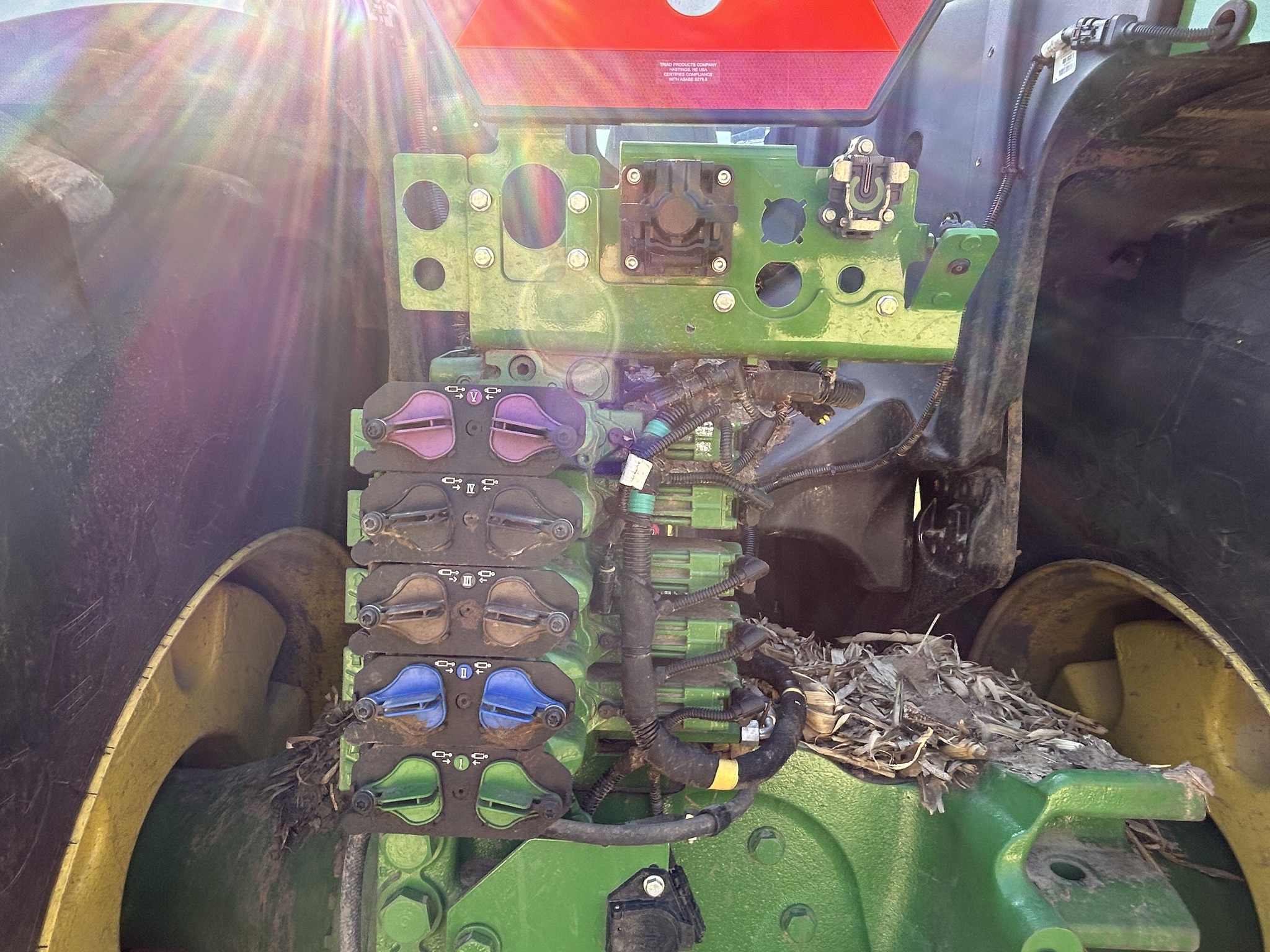 2025 John Deere 9R 590 Tractor