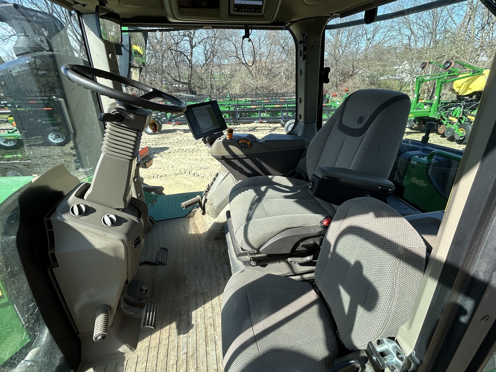 2025 John Deere 9R 590 Tractor