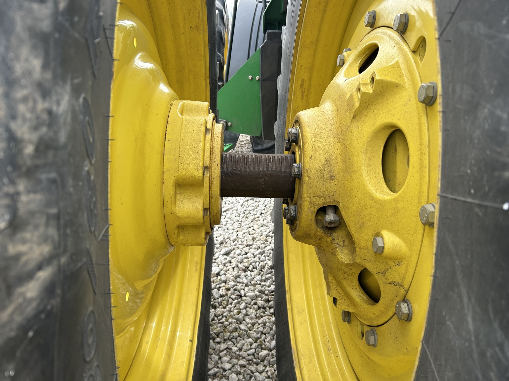 2013 John Deere 8360R Tractor
