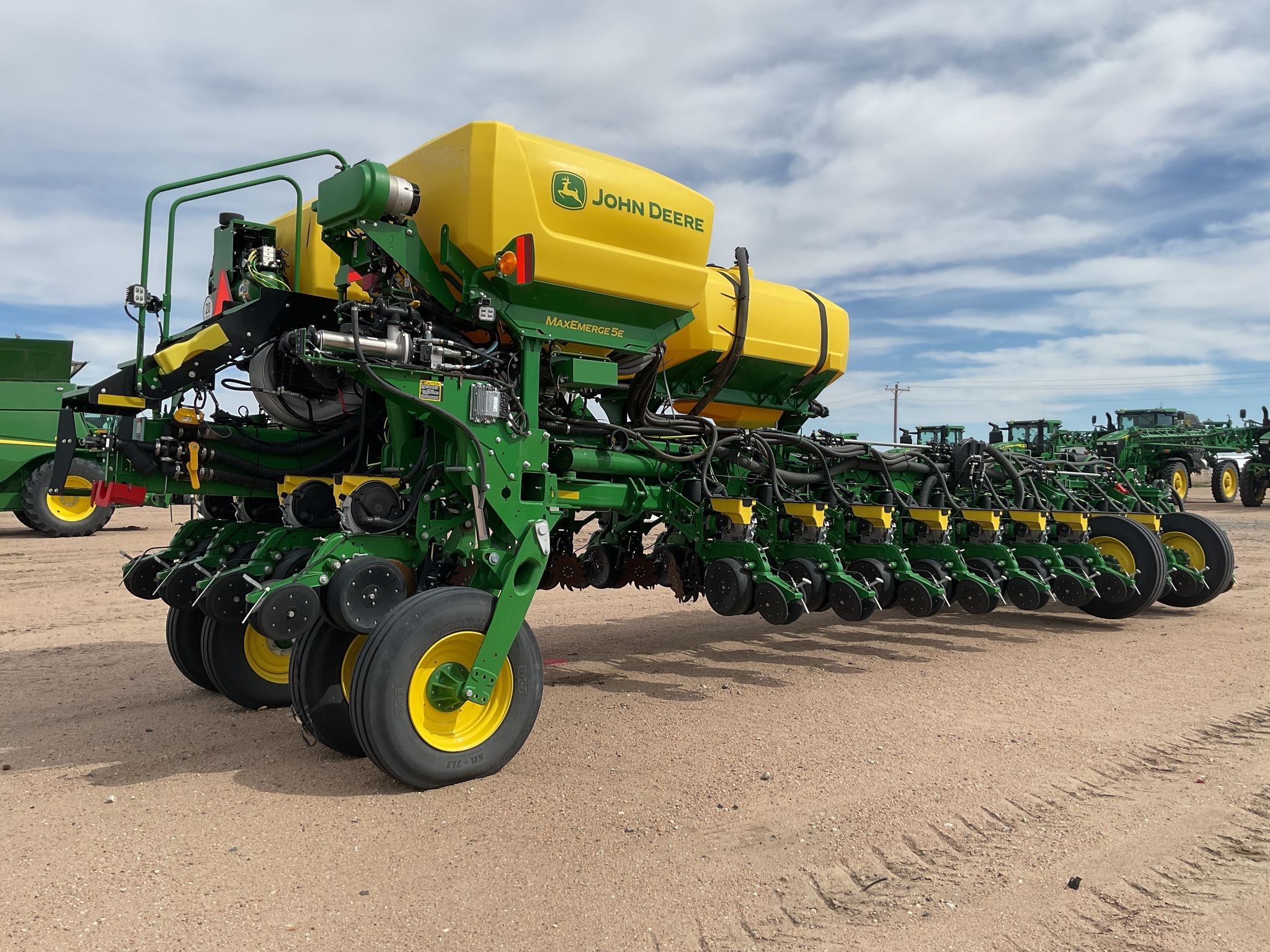 2025 John Deere 1775NT Planter