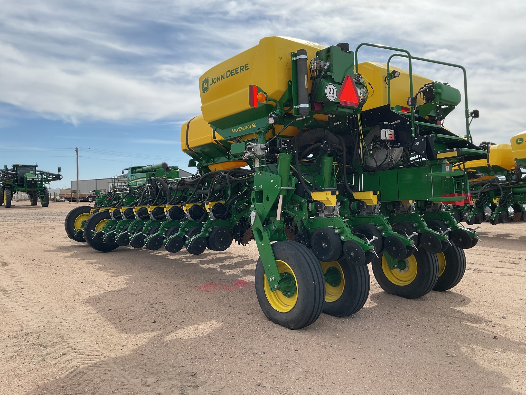 2025 John Deere 1775NT Planter