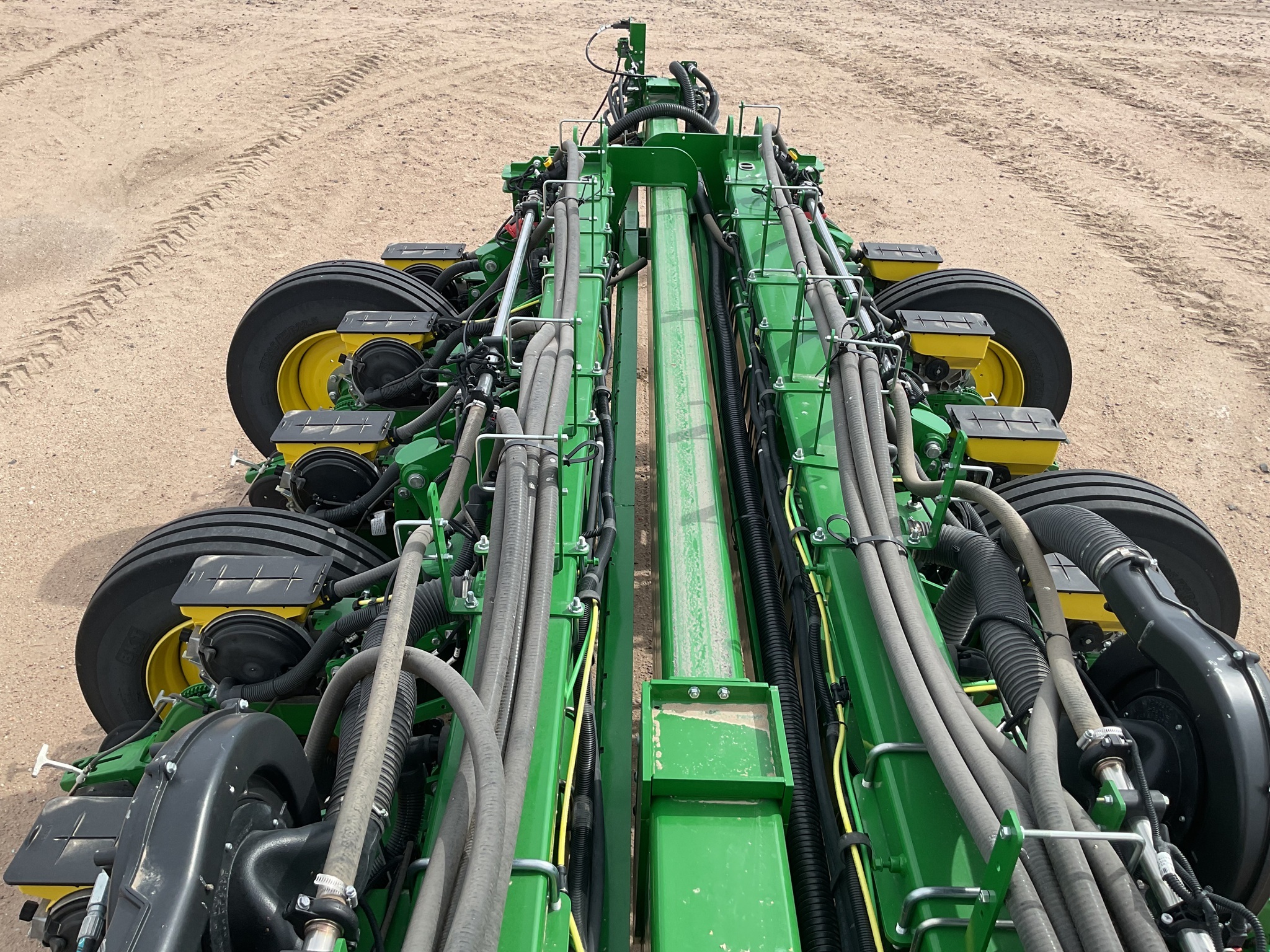 2025 John Deere 1775NT Planter