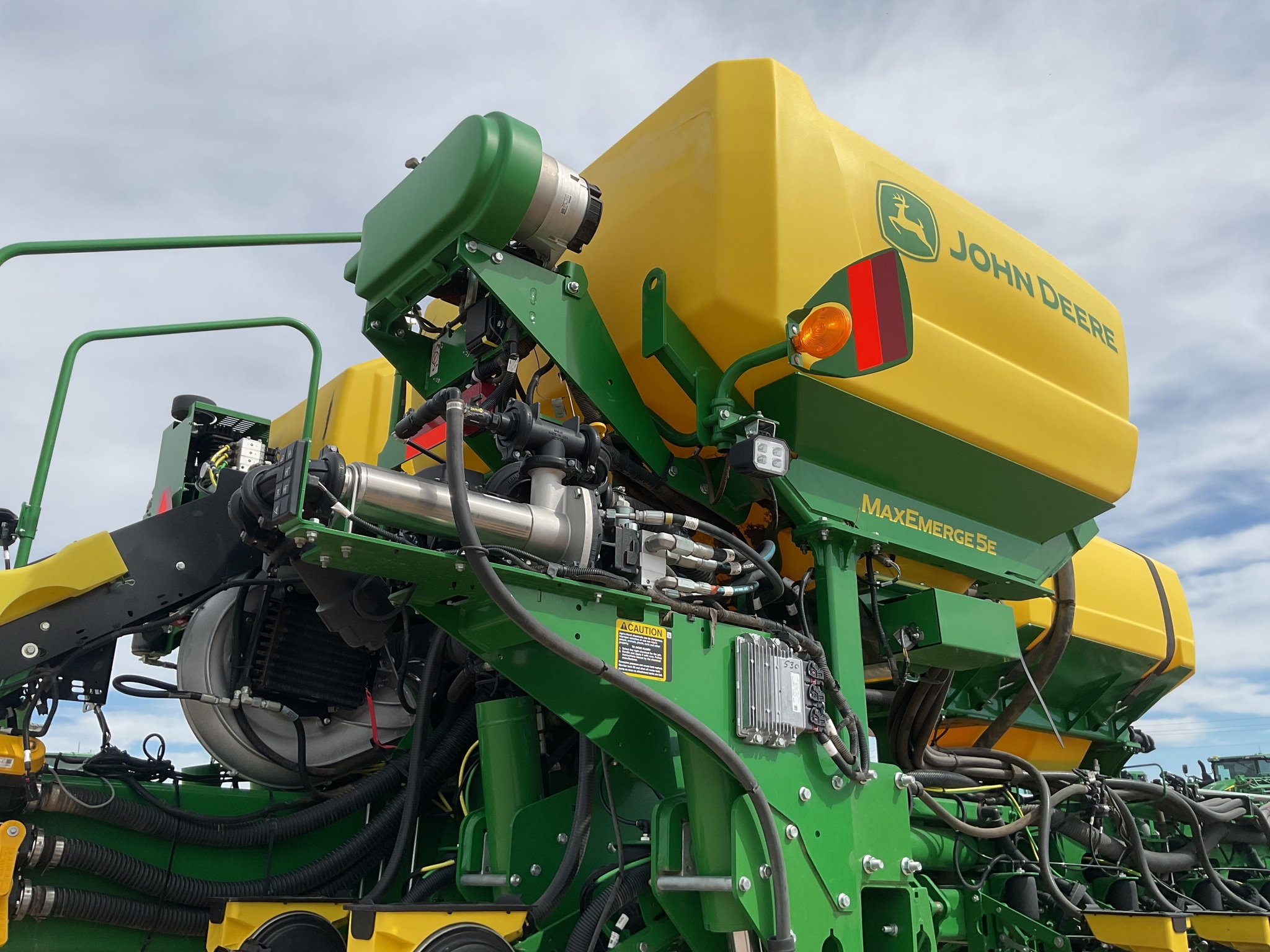 2025 John Deere 1775NT Planter