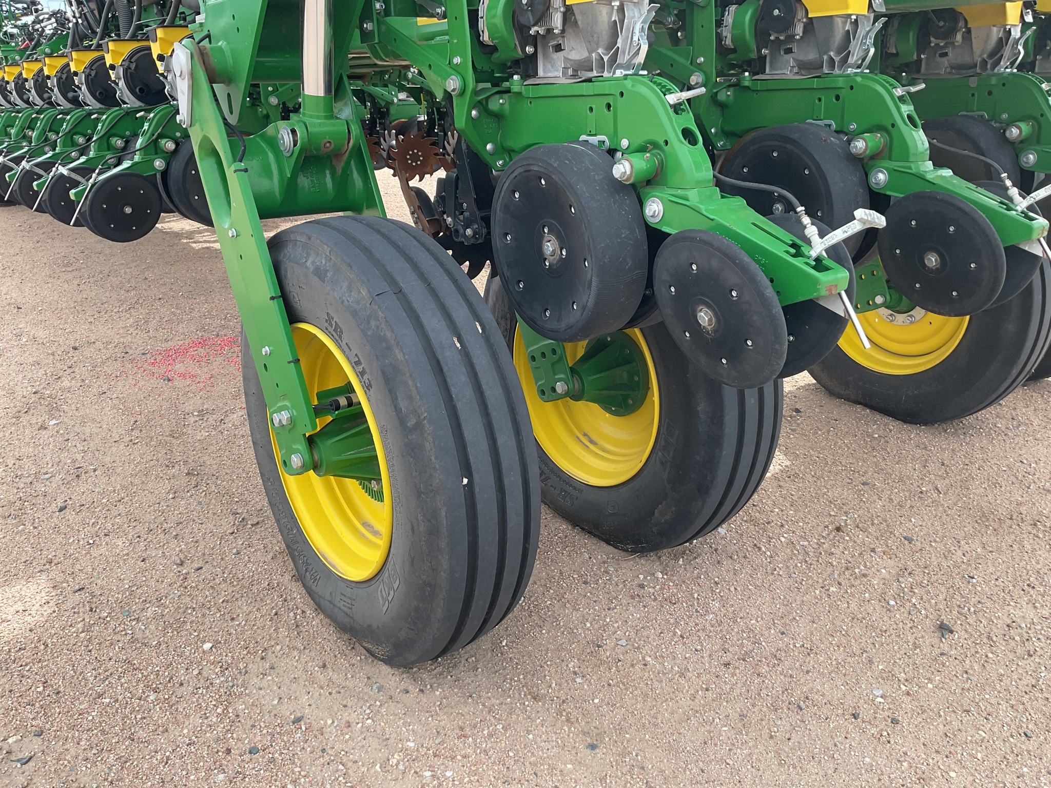 2025 John Deere 1775NT Planter