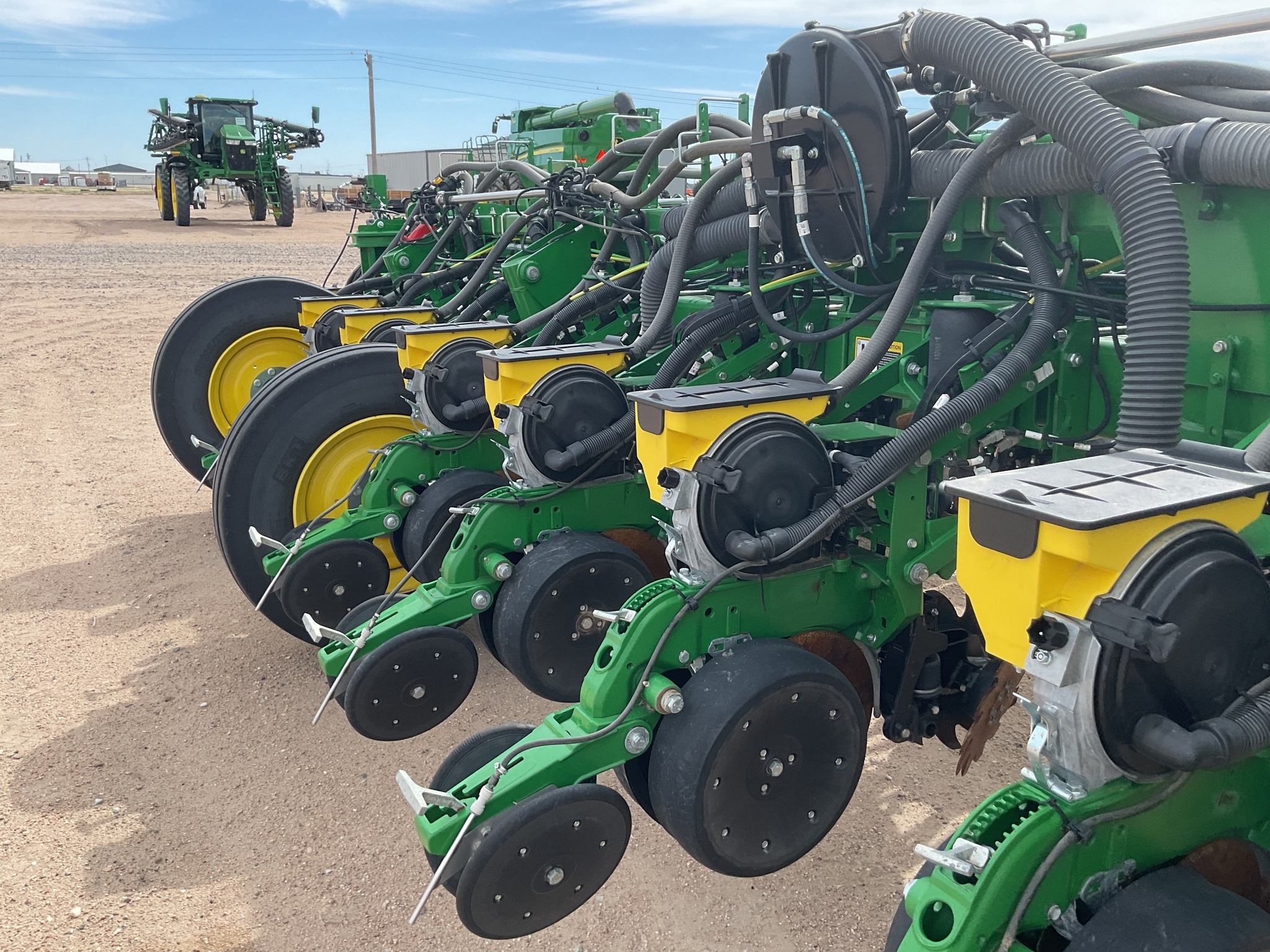 2025 John Deere 1775NT Planter