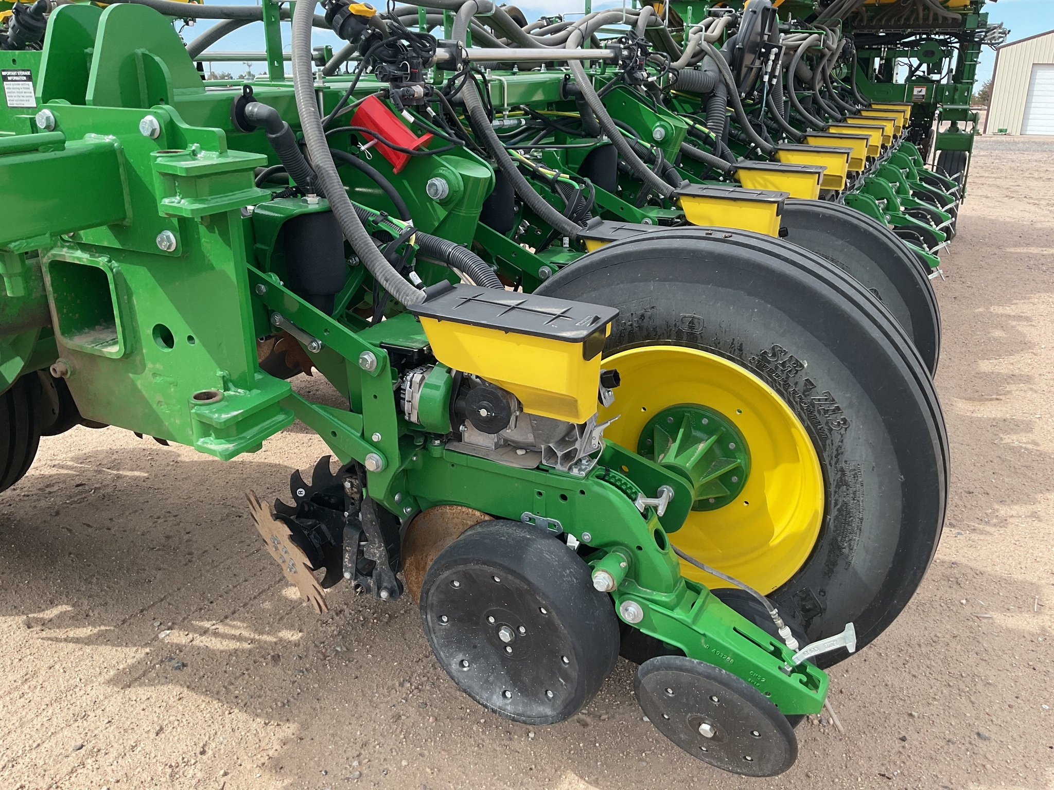 2025 John Deere 1775NT Planter