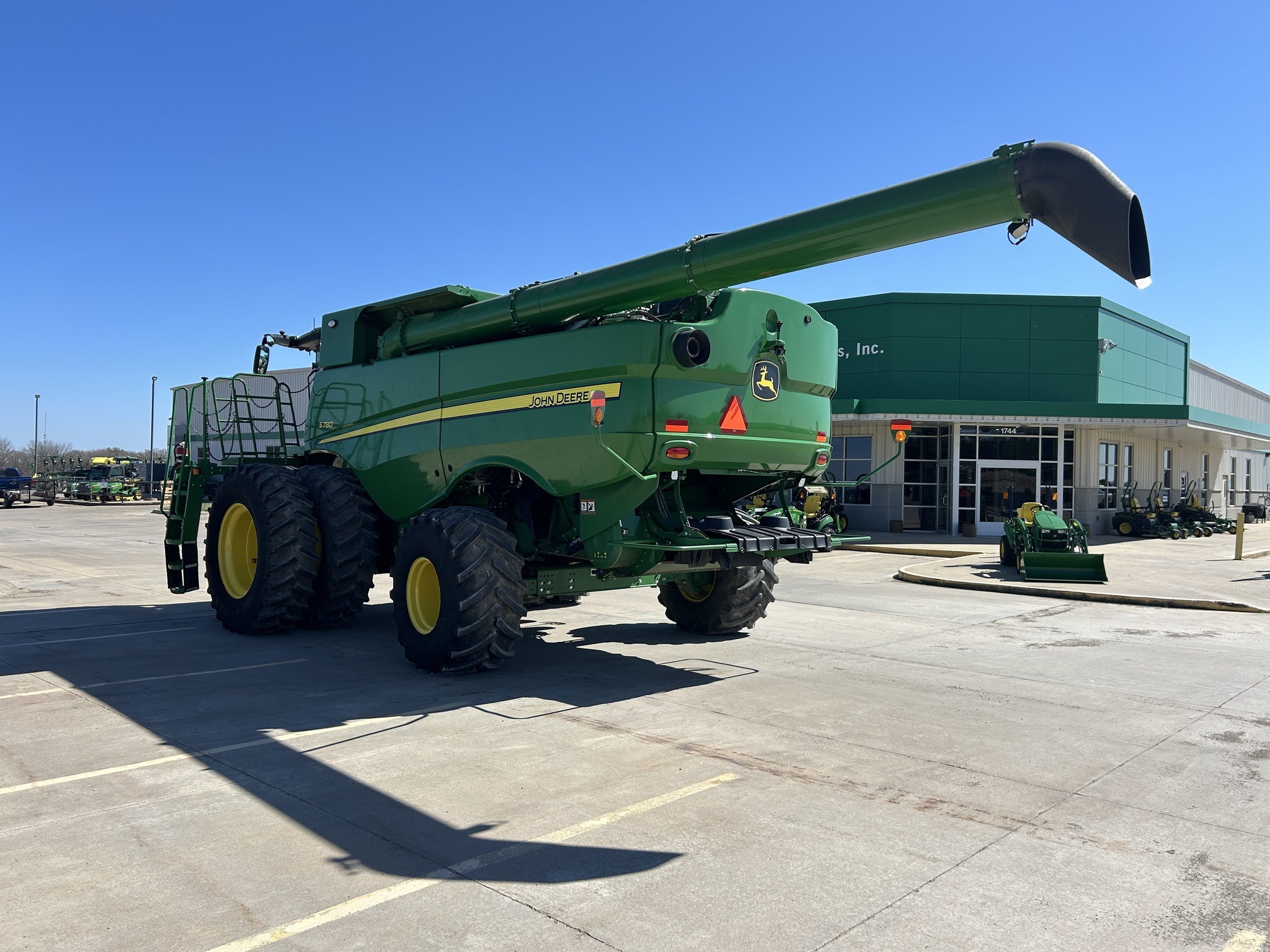 2024 John Deere S780 Combine