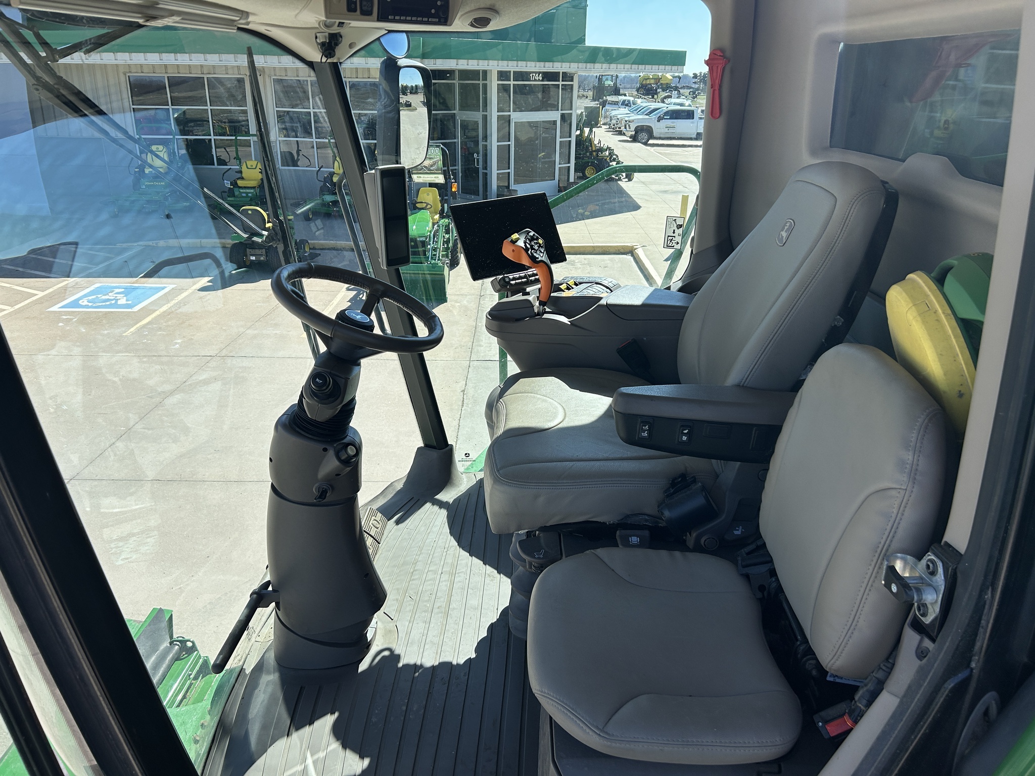 2024 John Deere S780 Combine