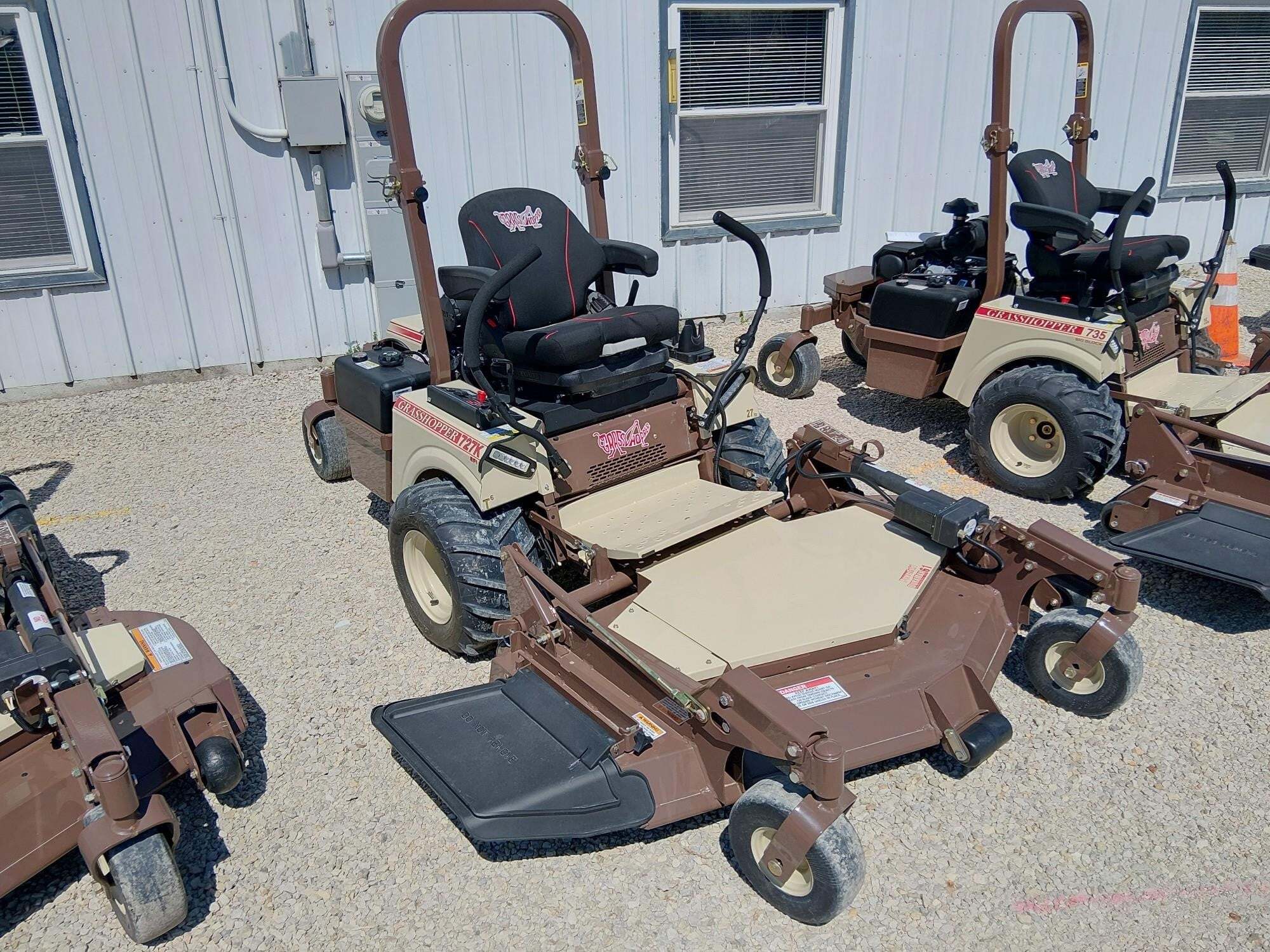 2026 Grasshopper 727T6 Lawn Mower