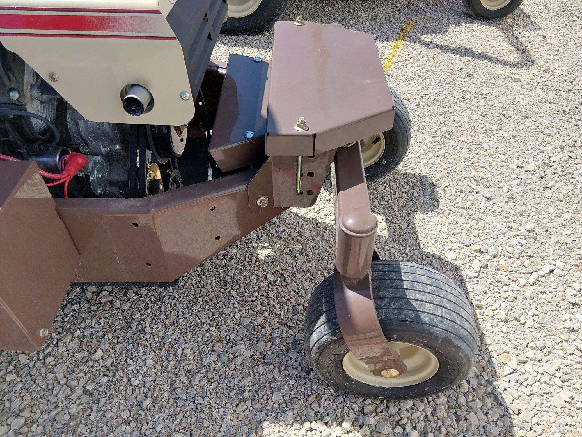 2026 Grasshopper 727T6 Lawn Mower
