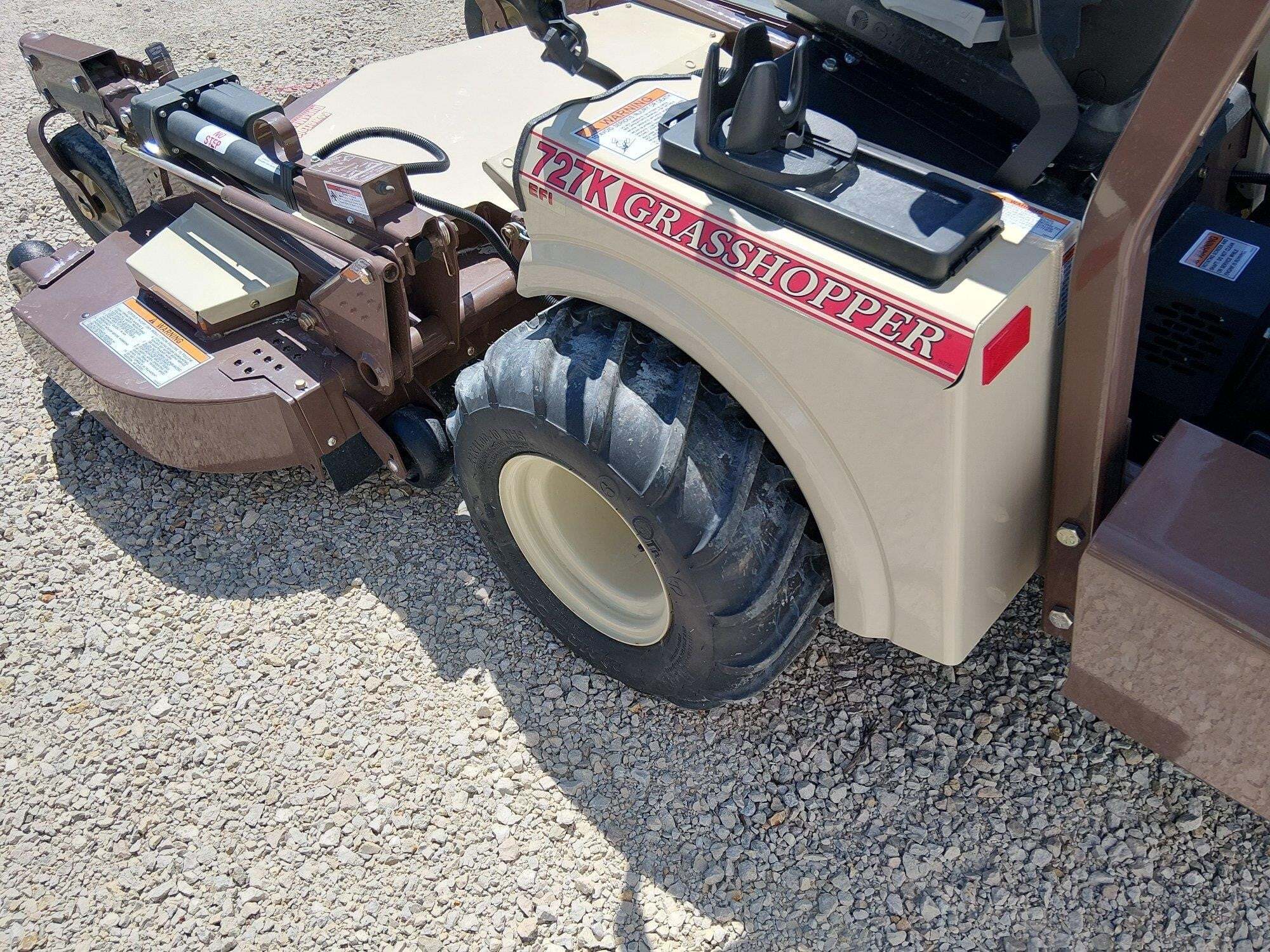 2026 Grasshopper 727T6 Lawn Mower