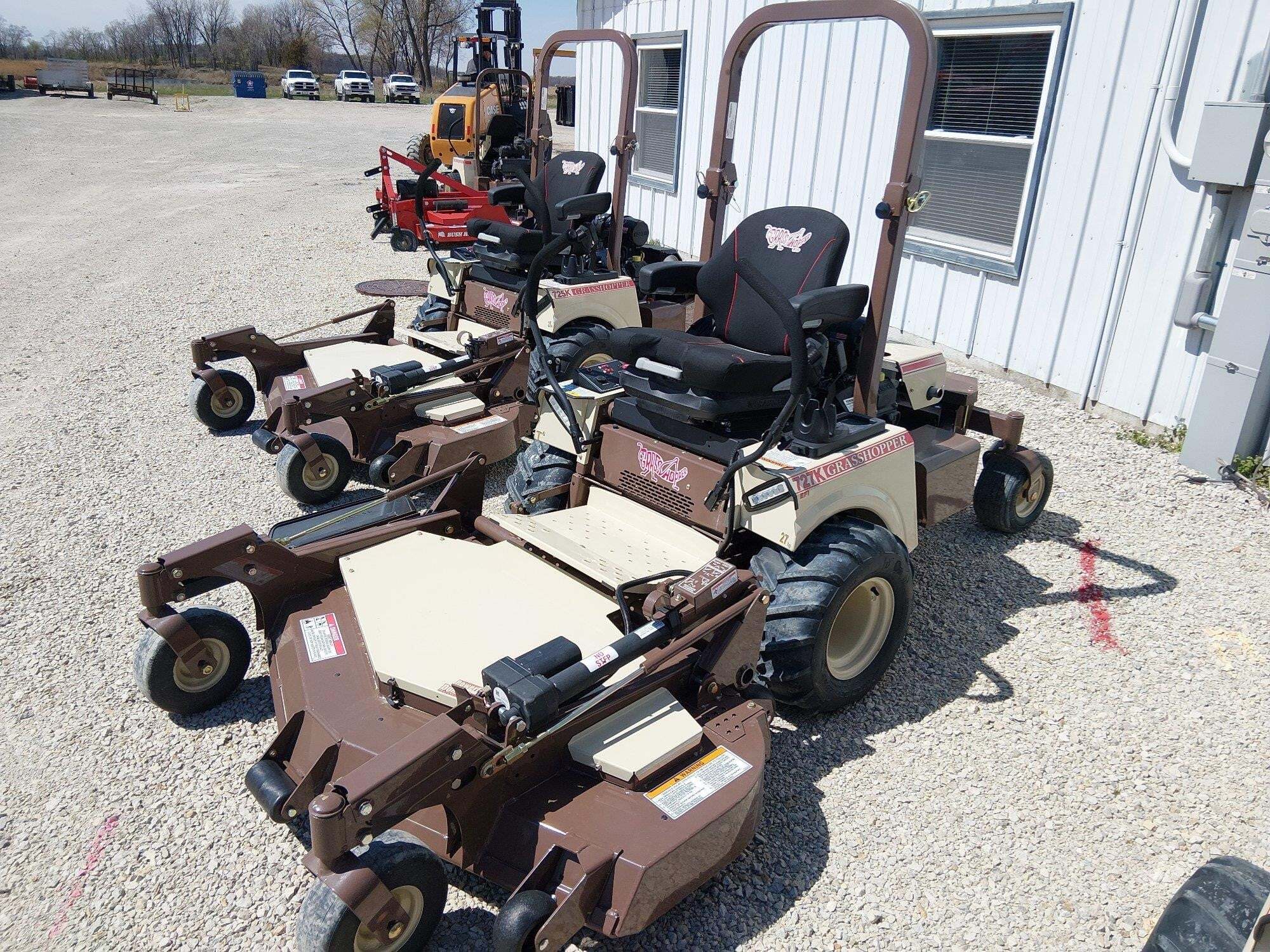 2026 Grasshopper 727T6 Lawn Mower