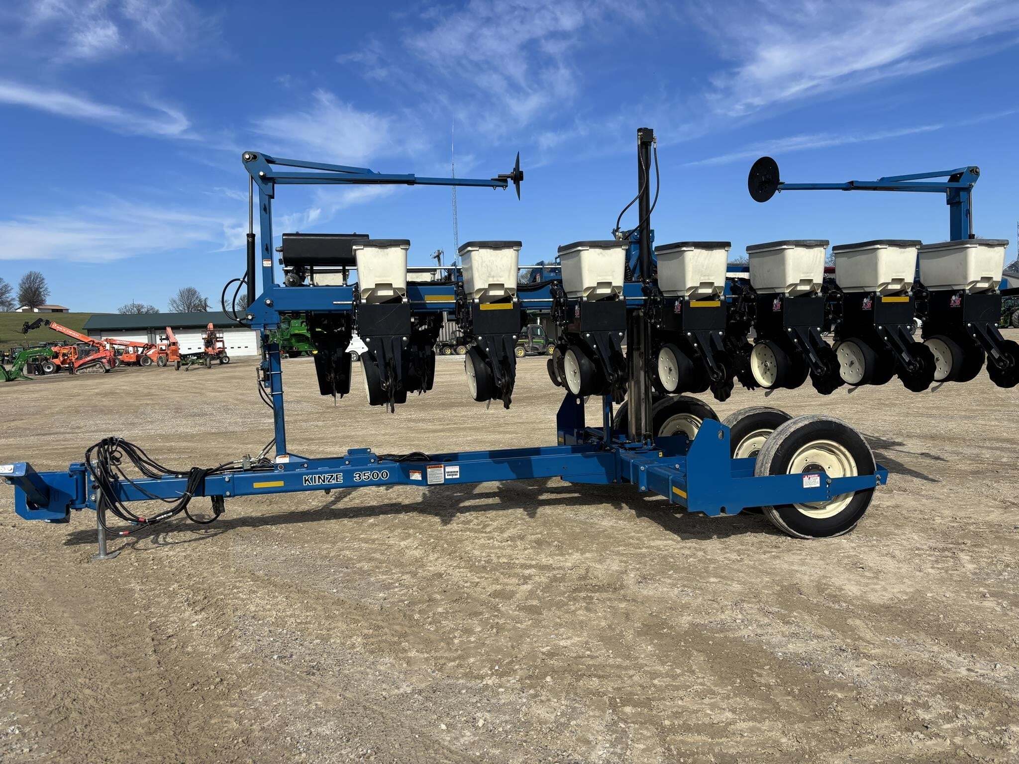 2004 Kinze 3500 Planter