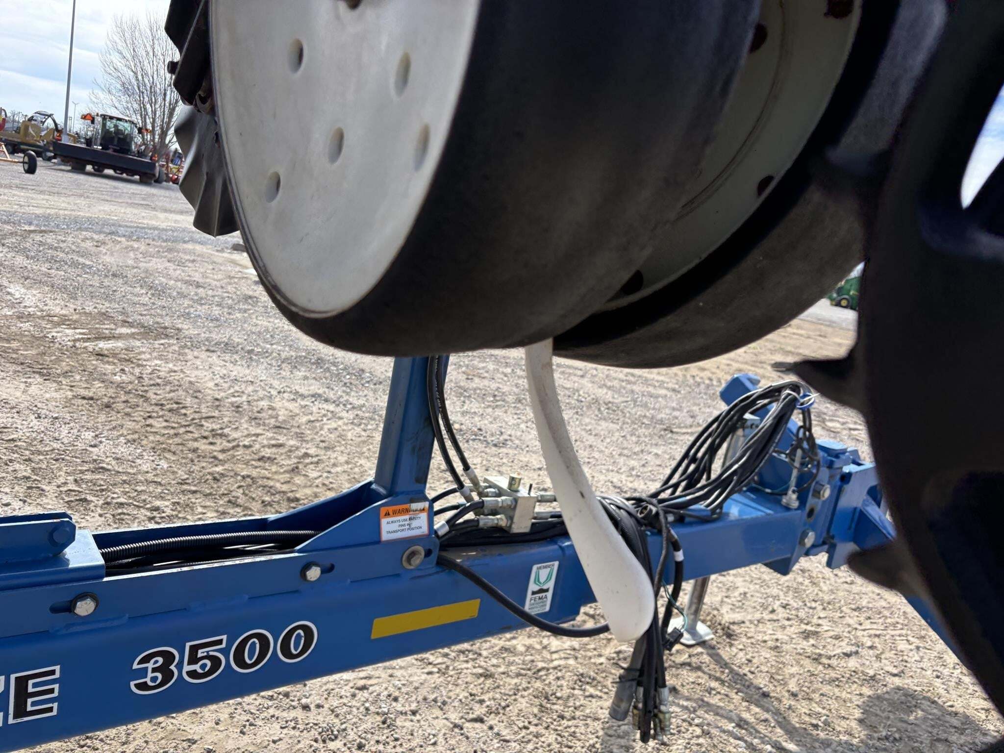 2004 Kinze 3500 Planter